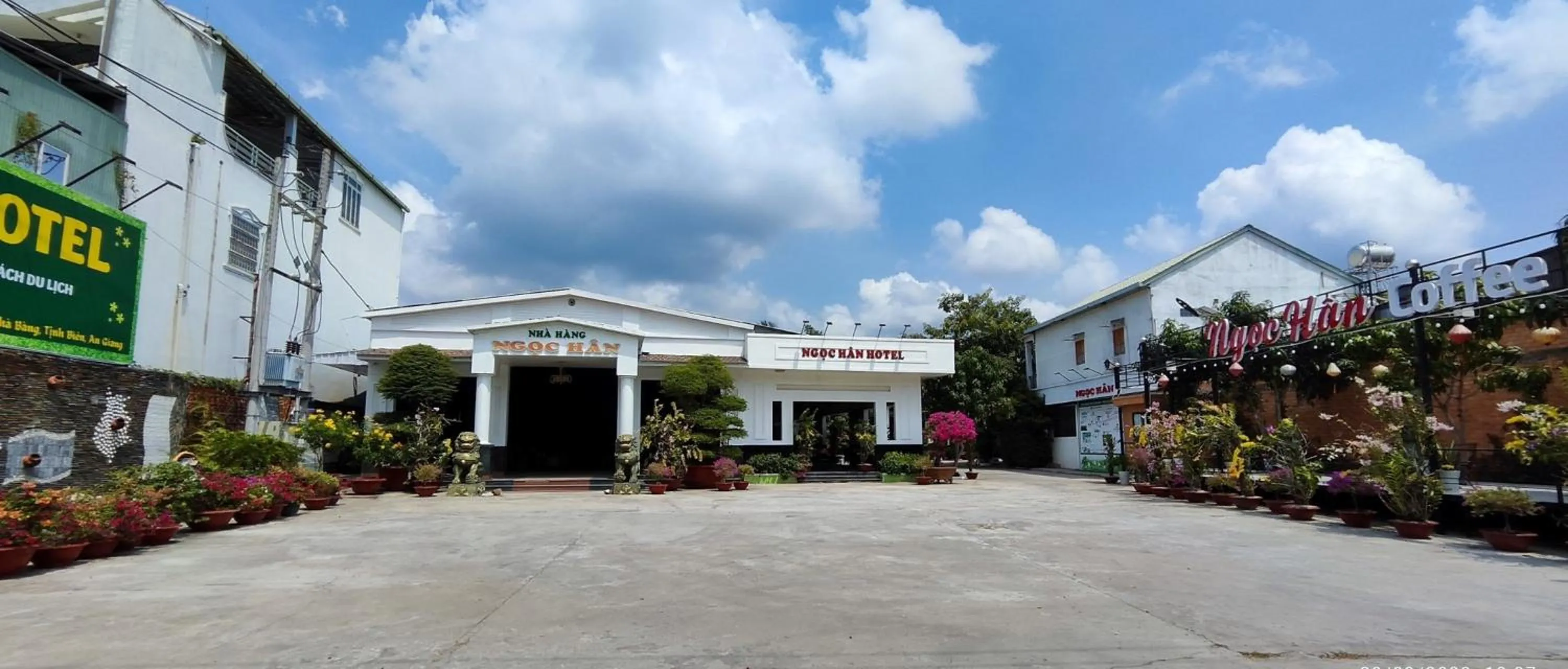 Garden in Khách Sạn Ngọc Hân