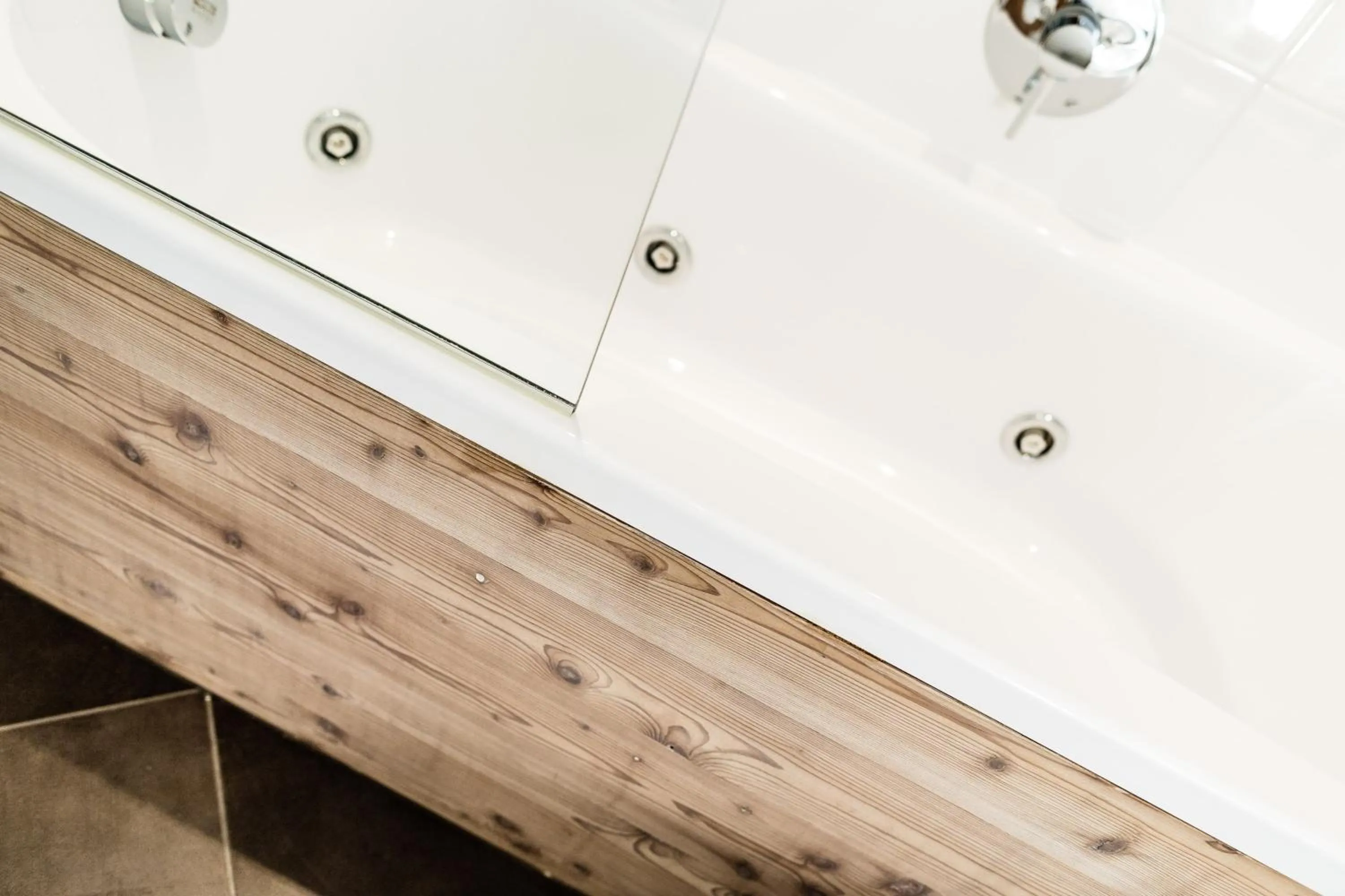 Bathroom in ArtHotel Anterleghes - Gardenahotels