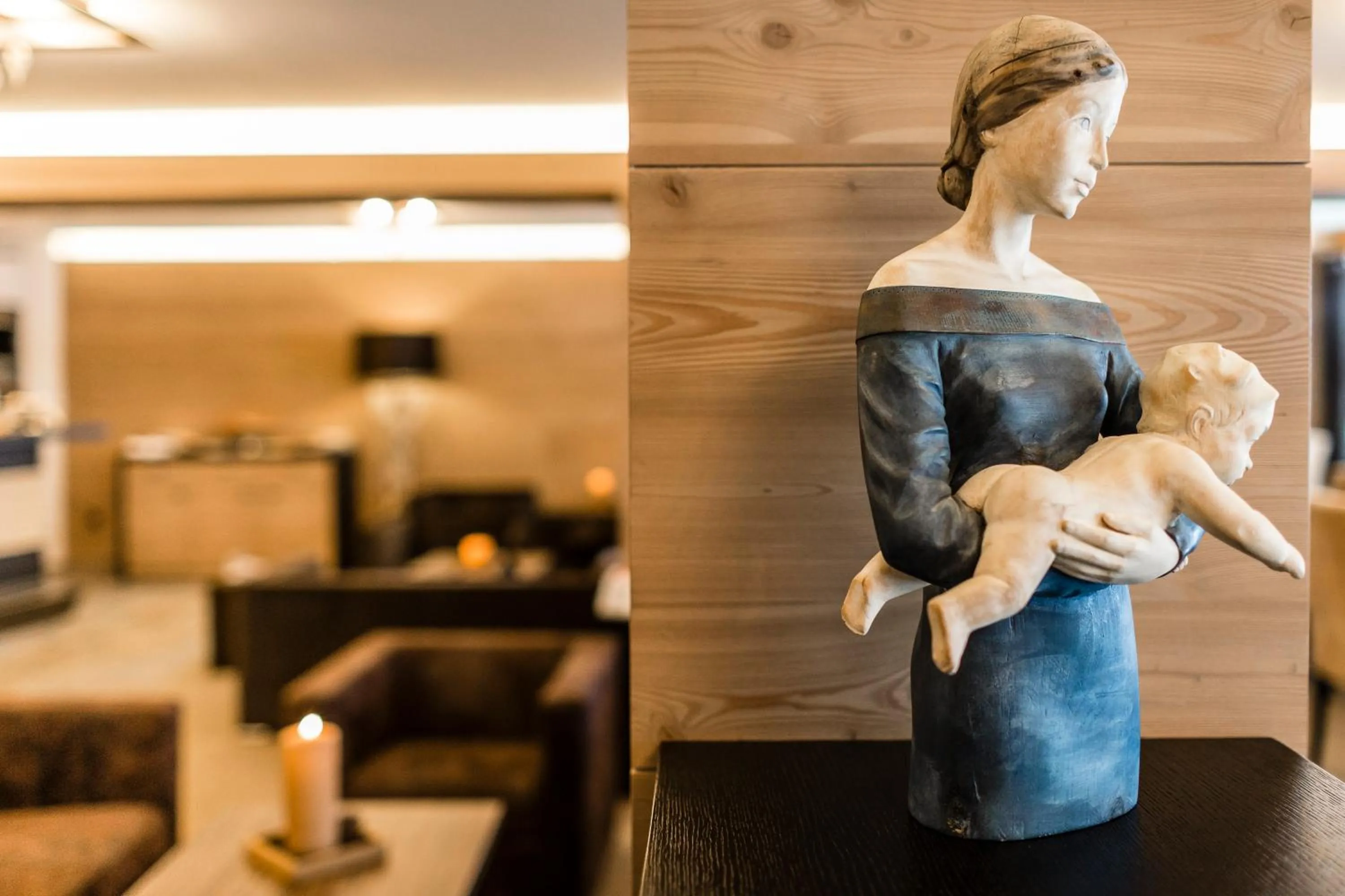 Staff in ArtHotel Anterleghes - Gardenahotels