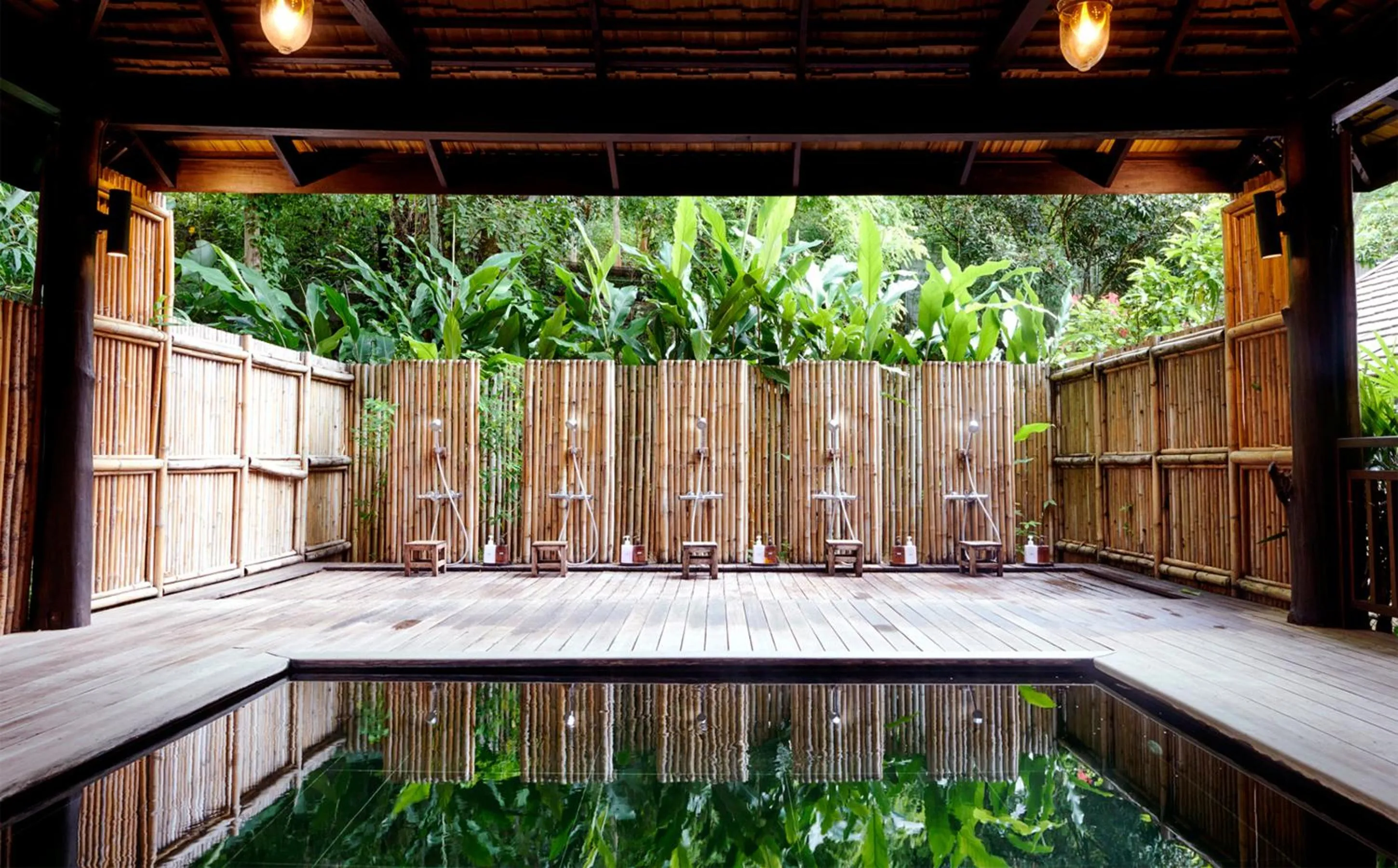 Hot Spring Bath in คุ้มสะเมิง-Samoeng Center