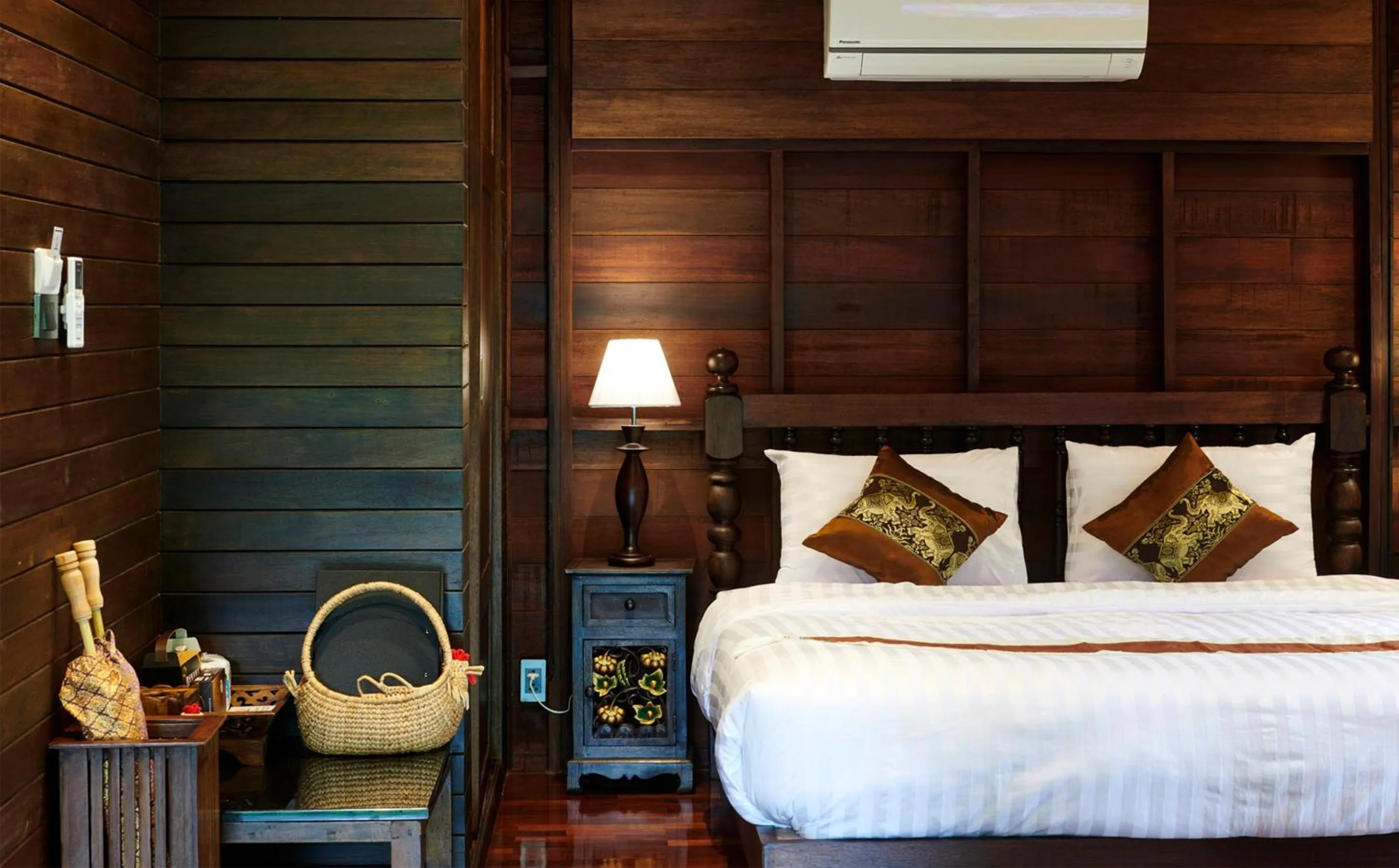 Bed in คุ้มสะเมิง-Samoeng Center