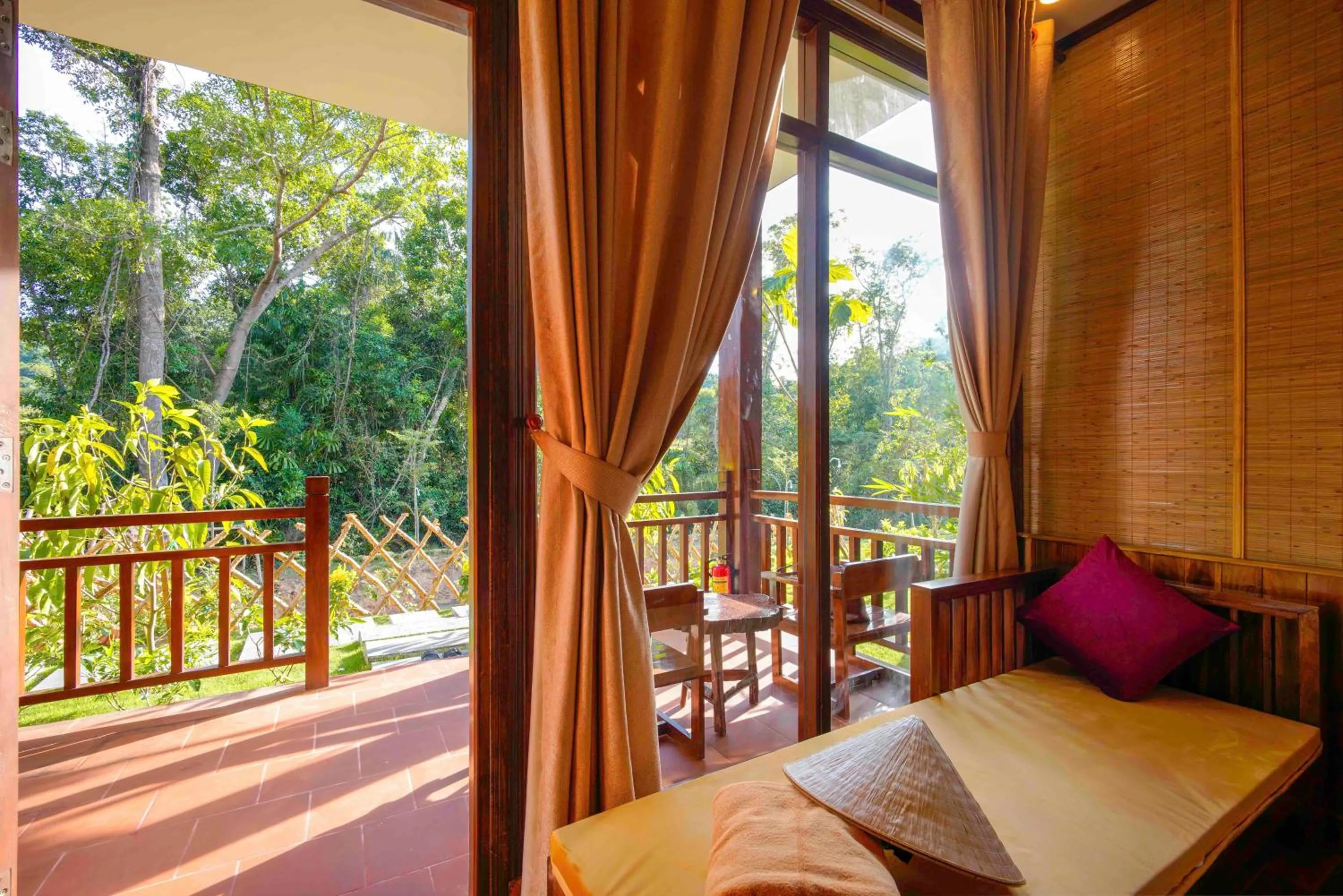 Garden view, Bed in Phu Quoc Bambusa Resort