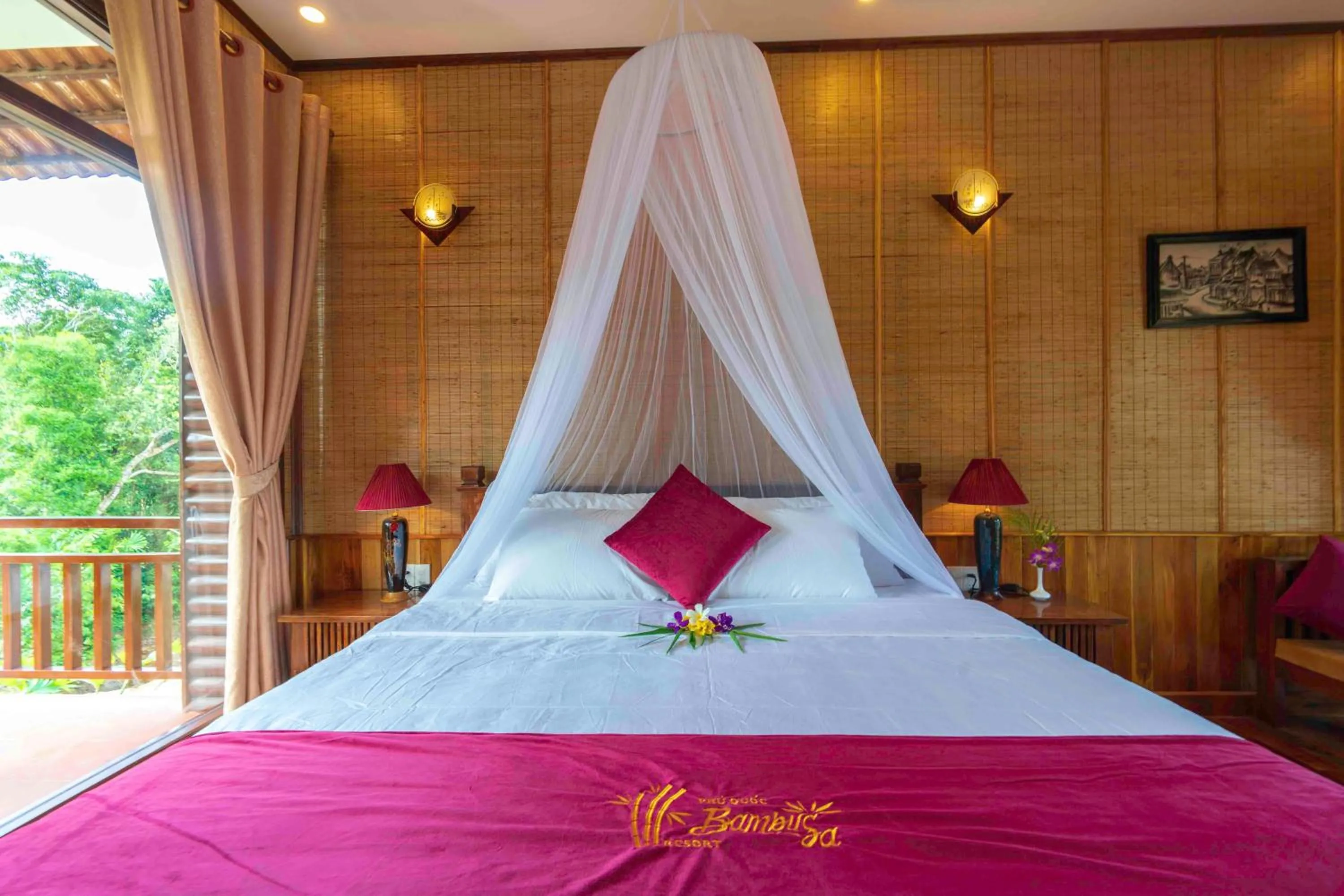 Bed in Phu Quoc Bambusa Resort