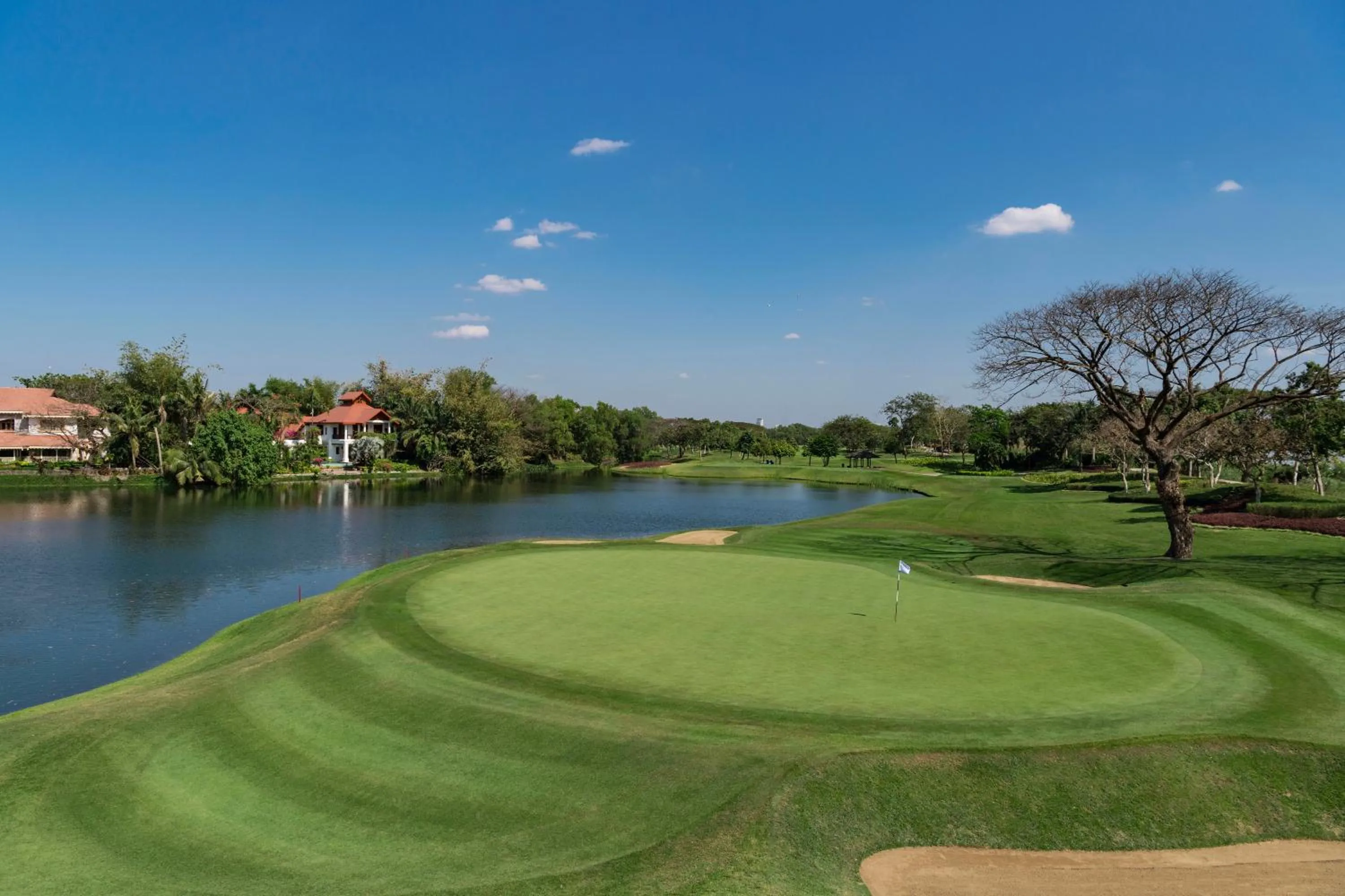 Golfcourse in Awei Metta (Yangon)