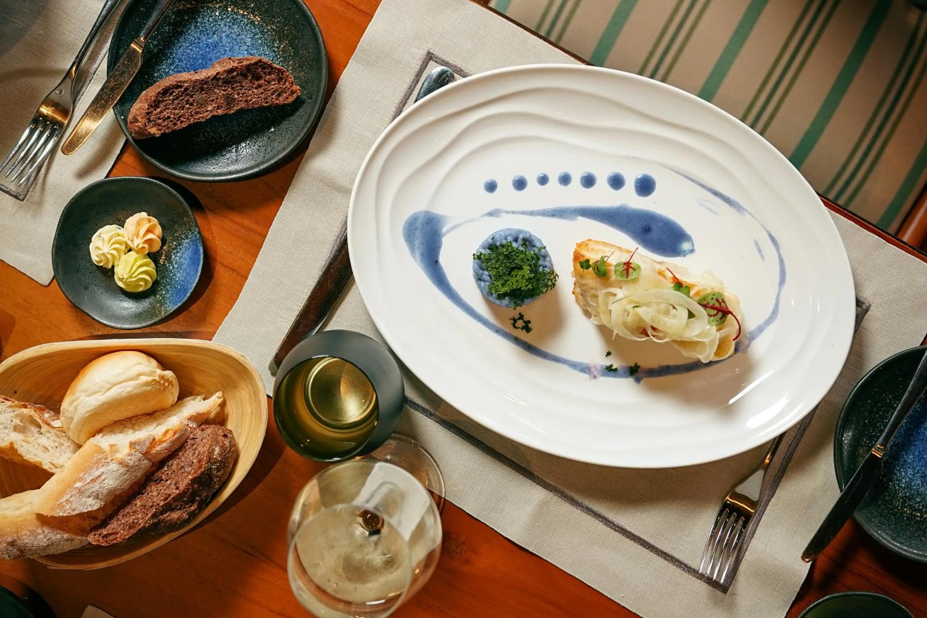 Food and drinks in Awei Metta (Yangon)