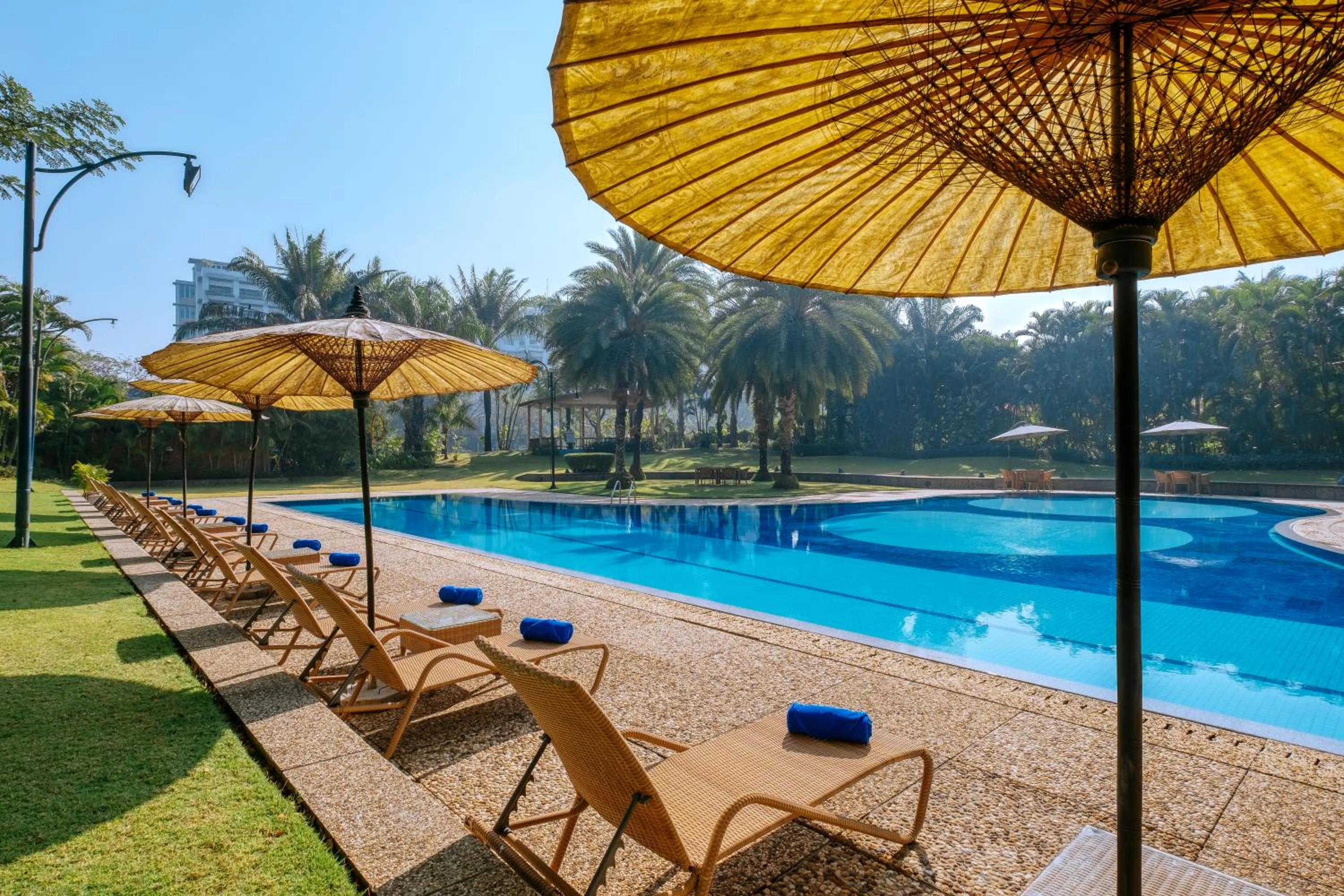 Swimming pool in Awei Metta (Yangon)