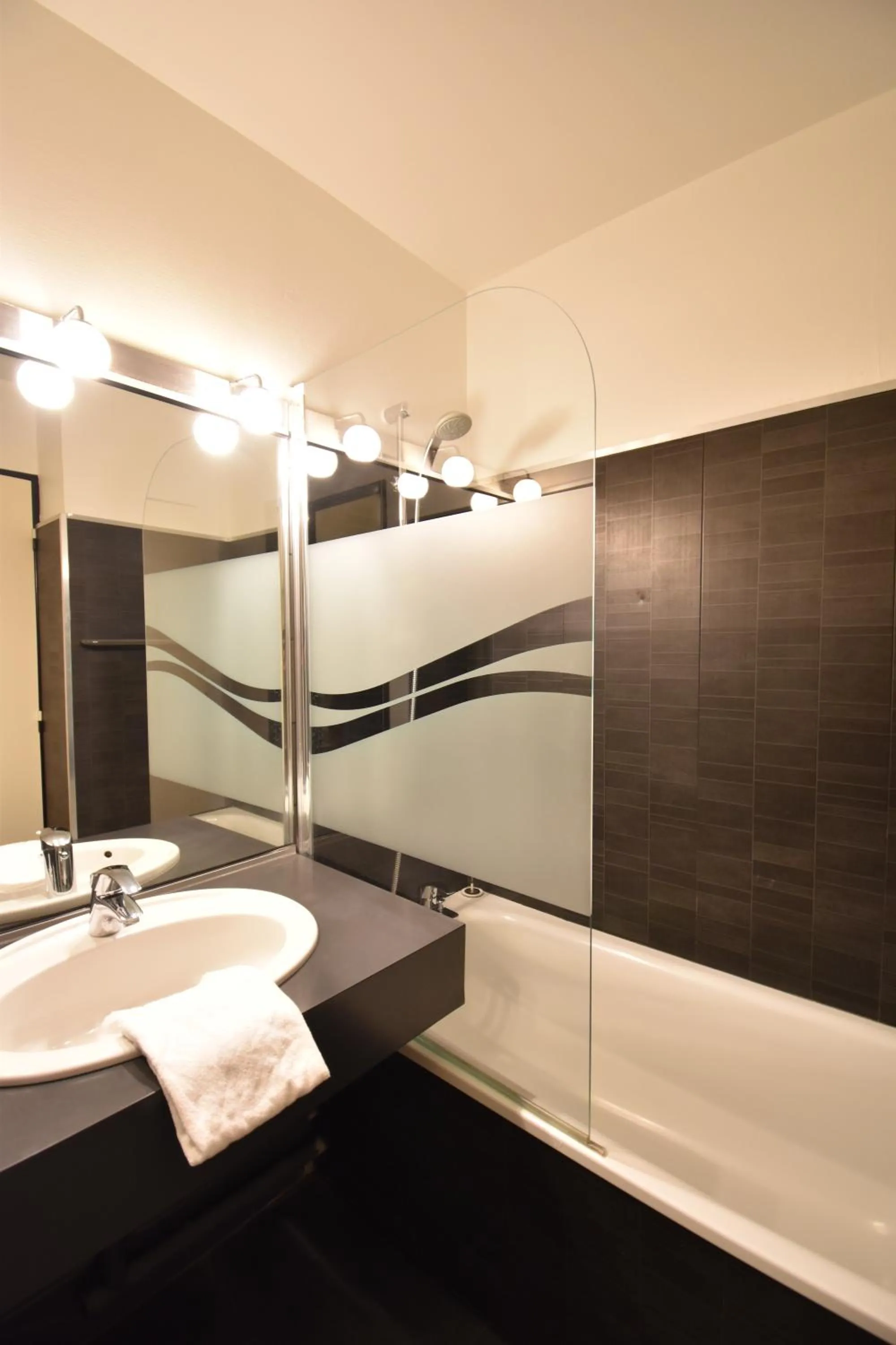 Property building in Hôtel du Golf Saint Lazare