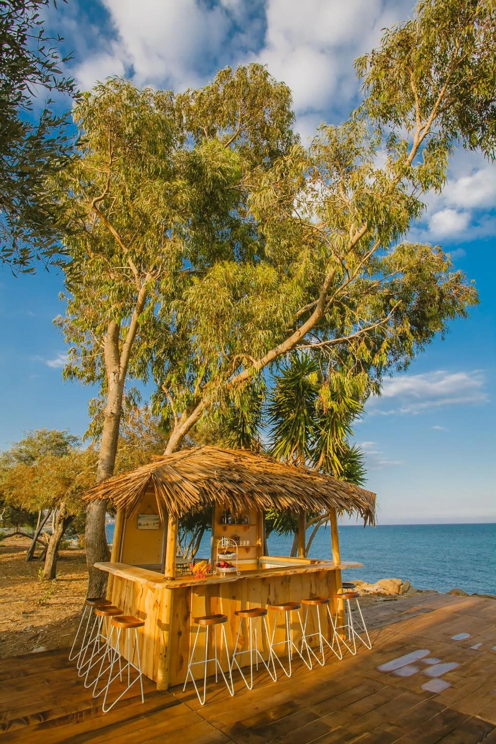 Lounge or bar in Elya Beach Luxury Suites