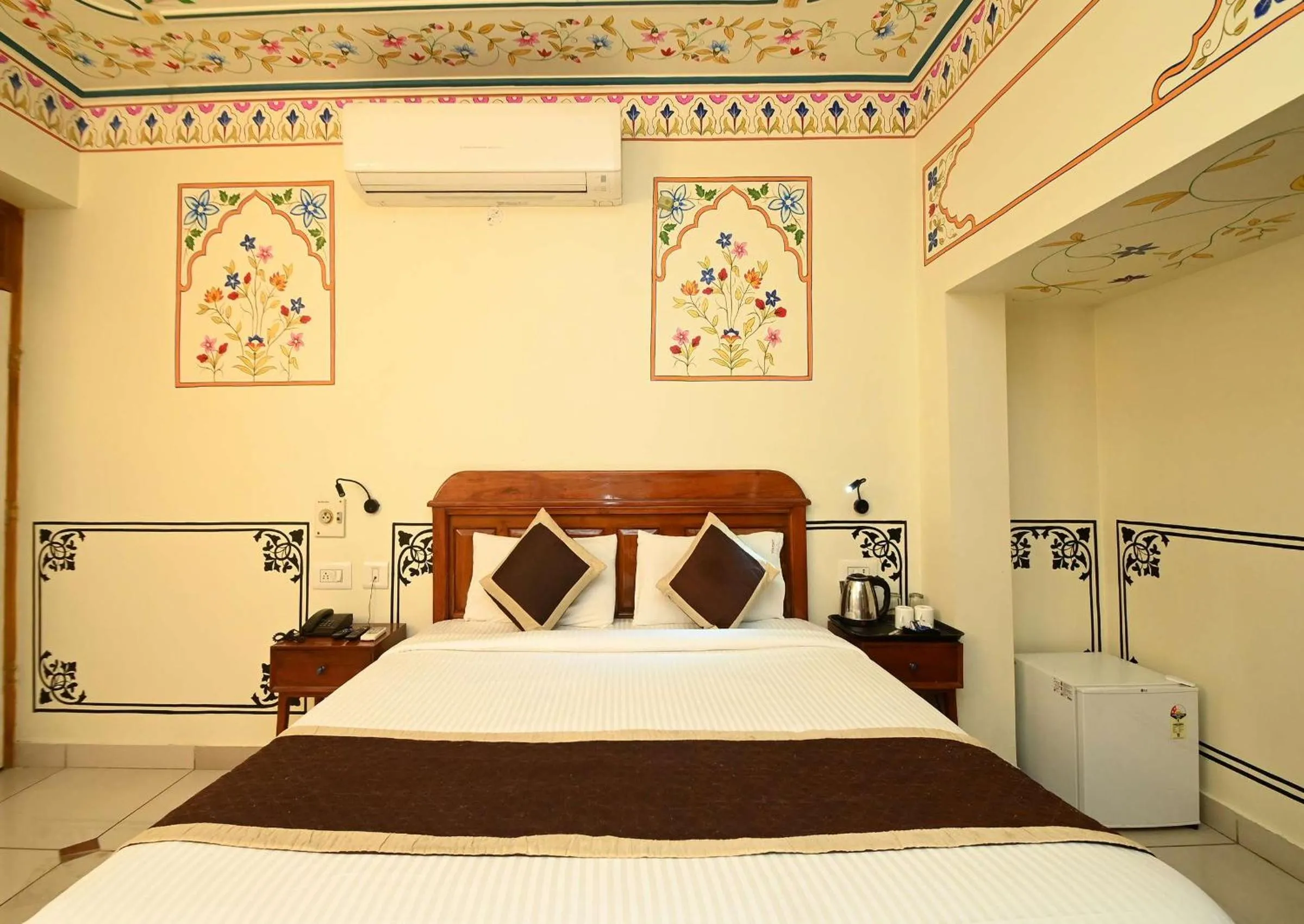 Bed in Virasat Mahal Heritage Hotel-Jaipur City Center