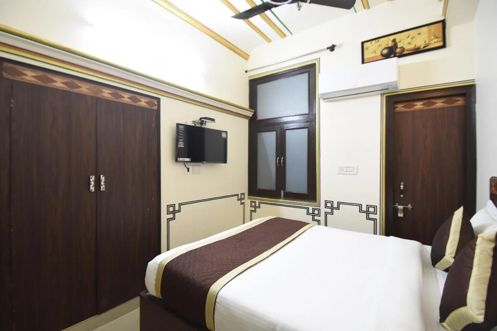 Bedroom, Bed in Virasat Mahal Heritage Hotel-Jaipur City Center