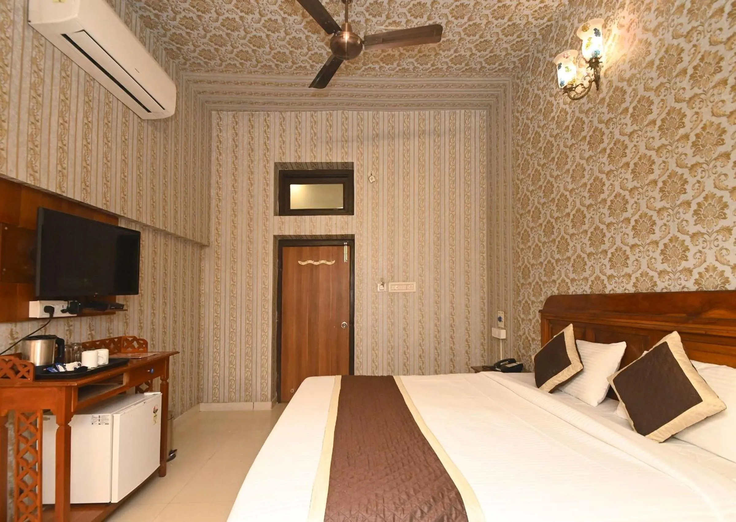 Bed in Virasat Mahal Heritage Hotel-Jaipur City Center