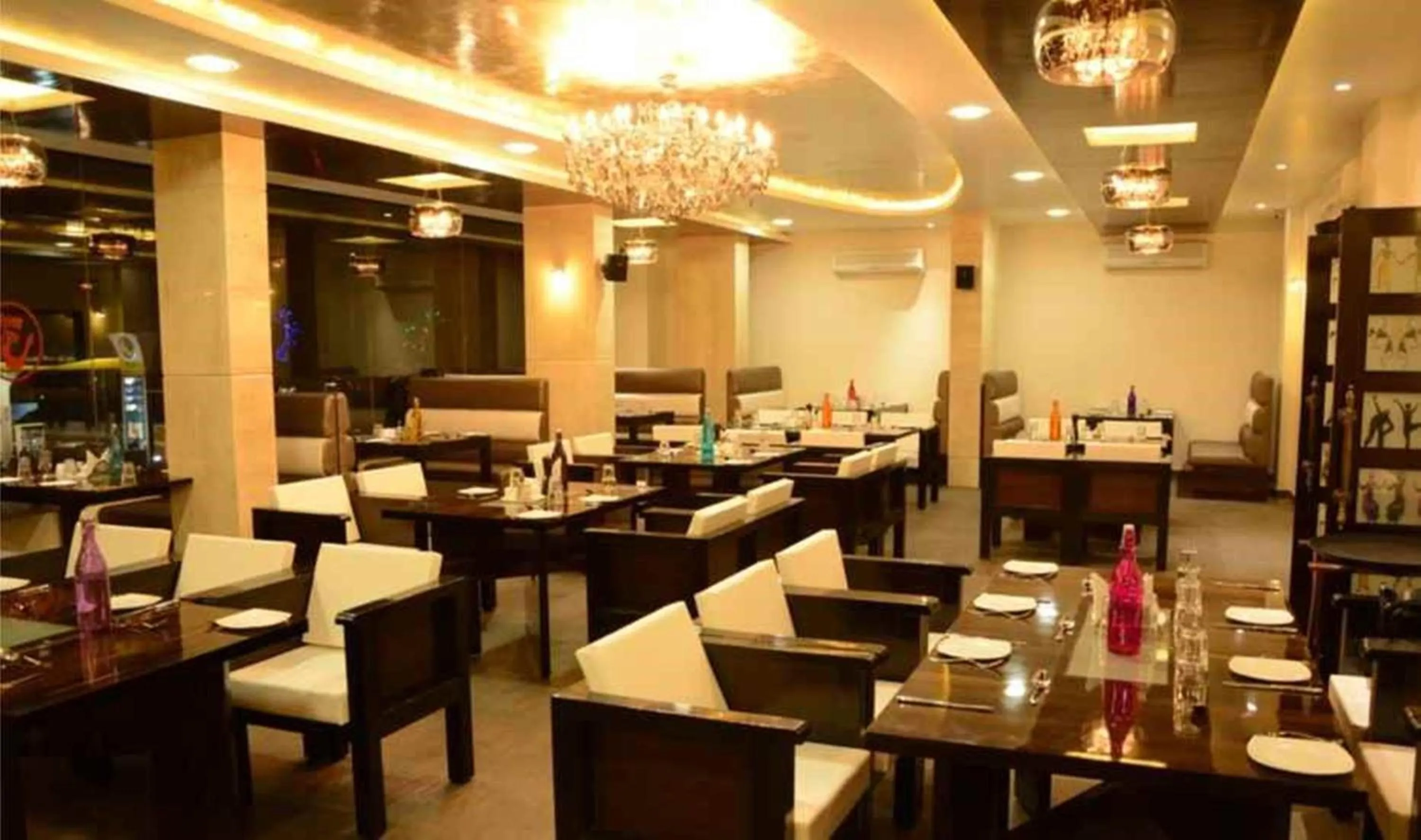 Restaurant/places to eat in Virasat Mahal Heritage Hotel-Jaipur City Center