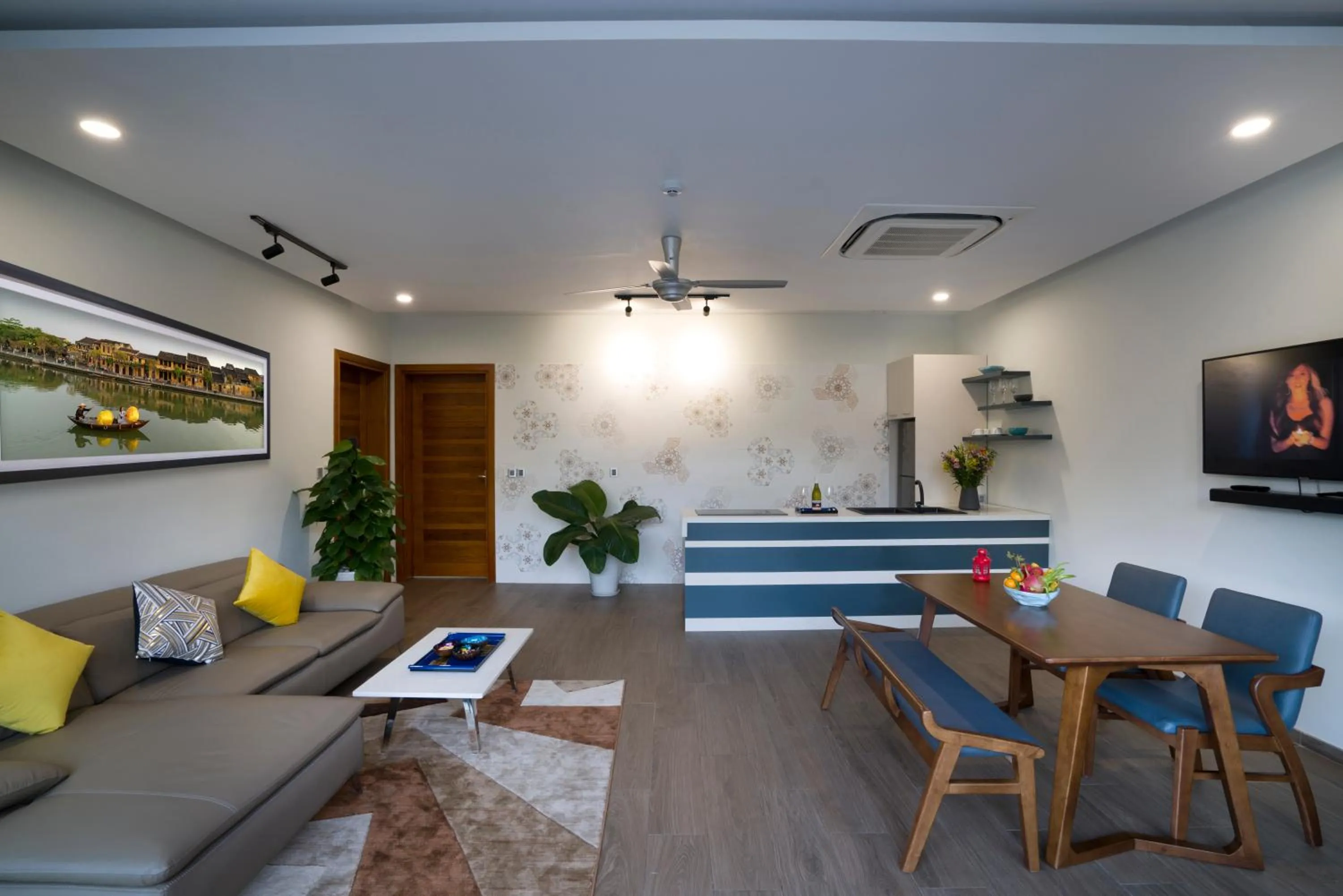 Kitchen or kitchenette in Beach Haven Suites Hội An Apartment