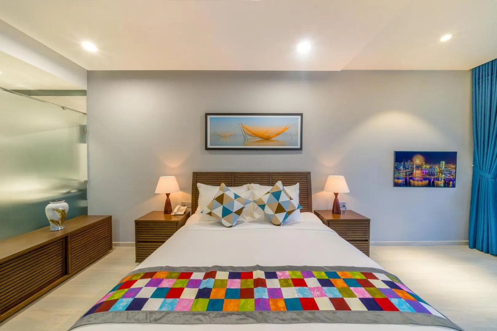 Bed in Beach Haven Suites Hội An Apartment