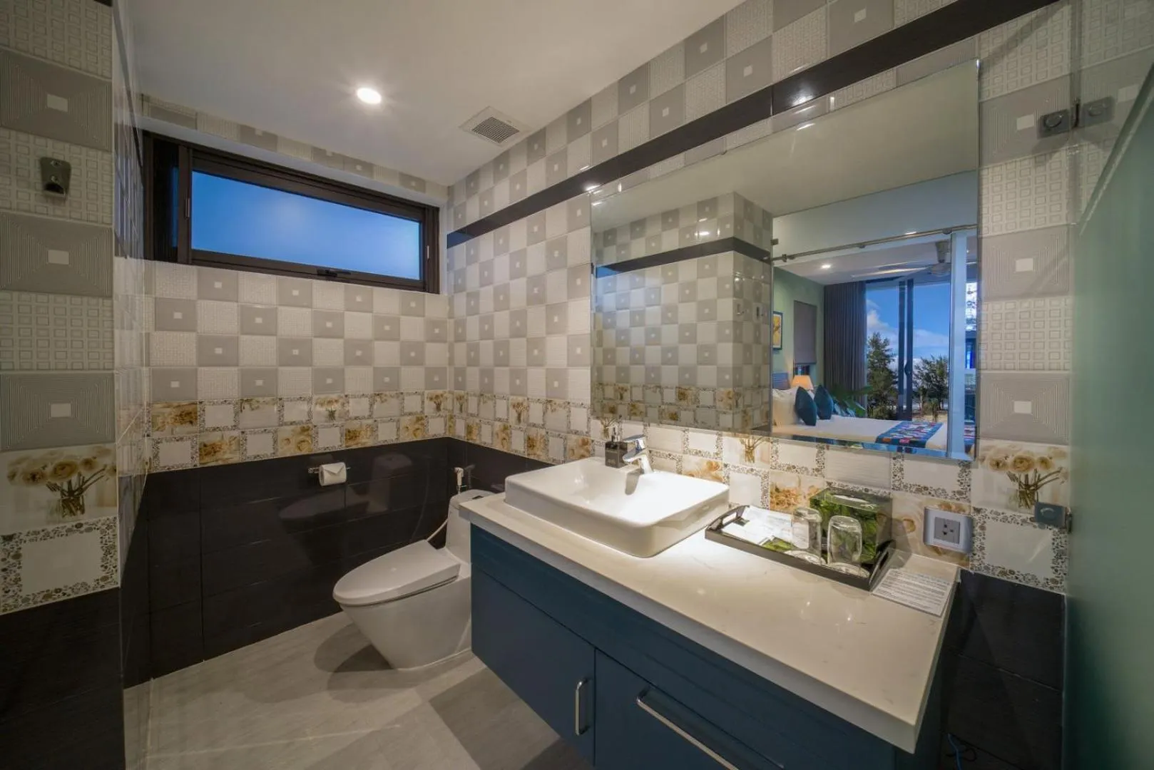 Shower in Beach Haven Suites Hội An Apartment