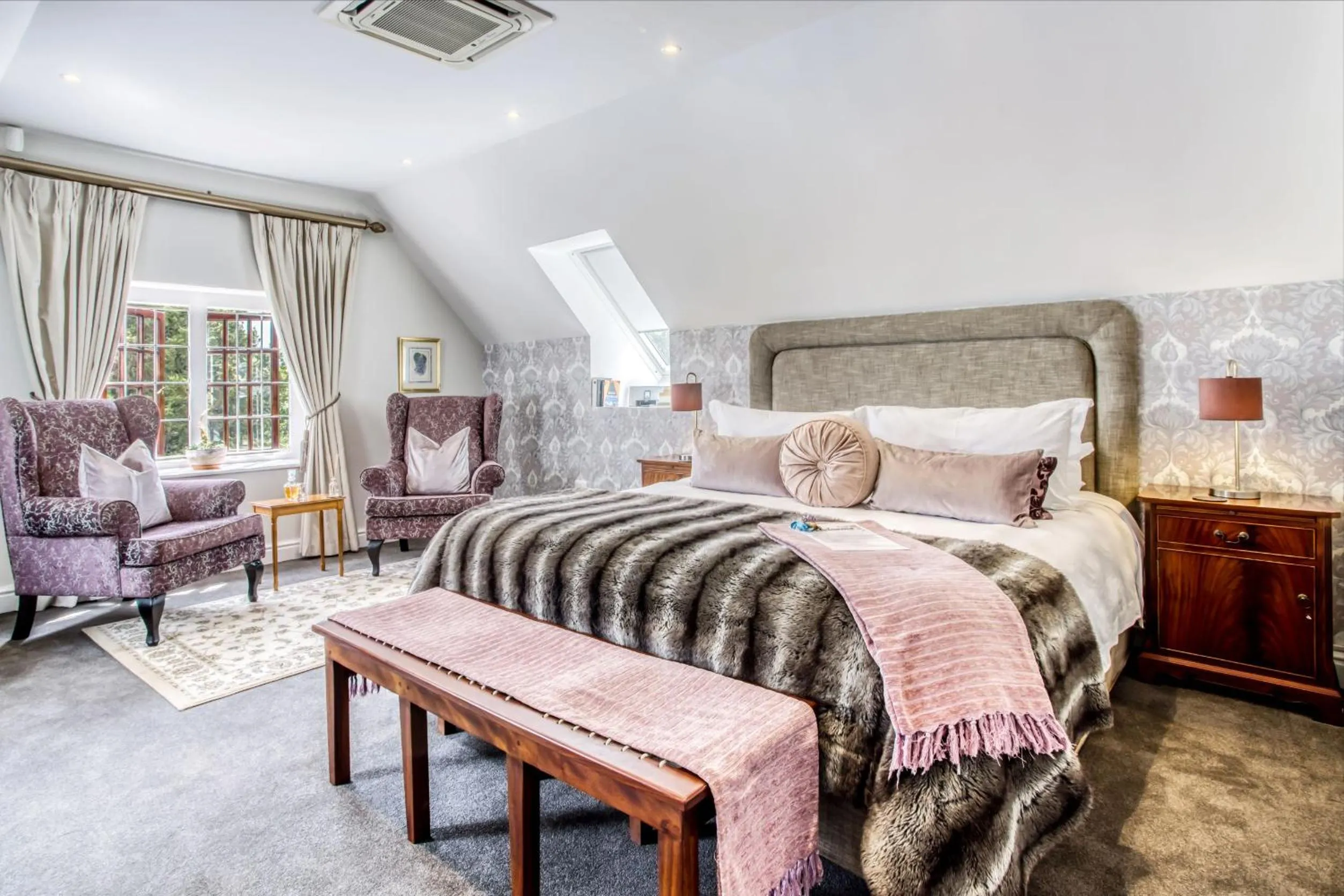 Photo of the whole room, Bed in Vredenburg Manor House