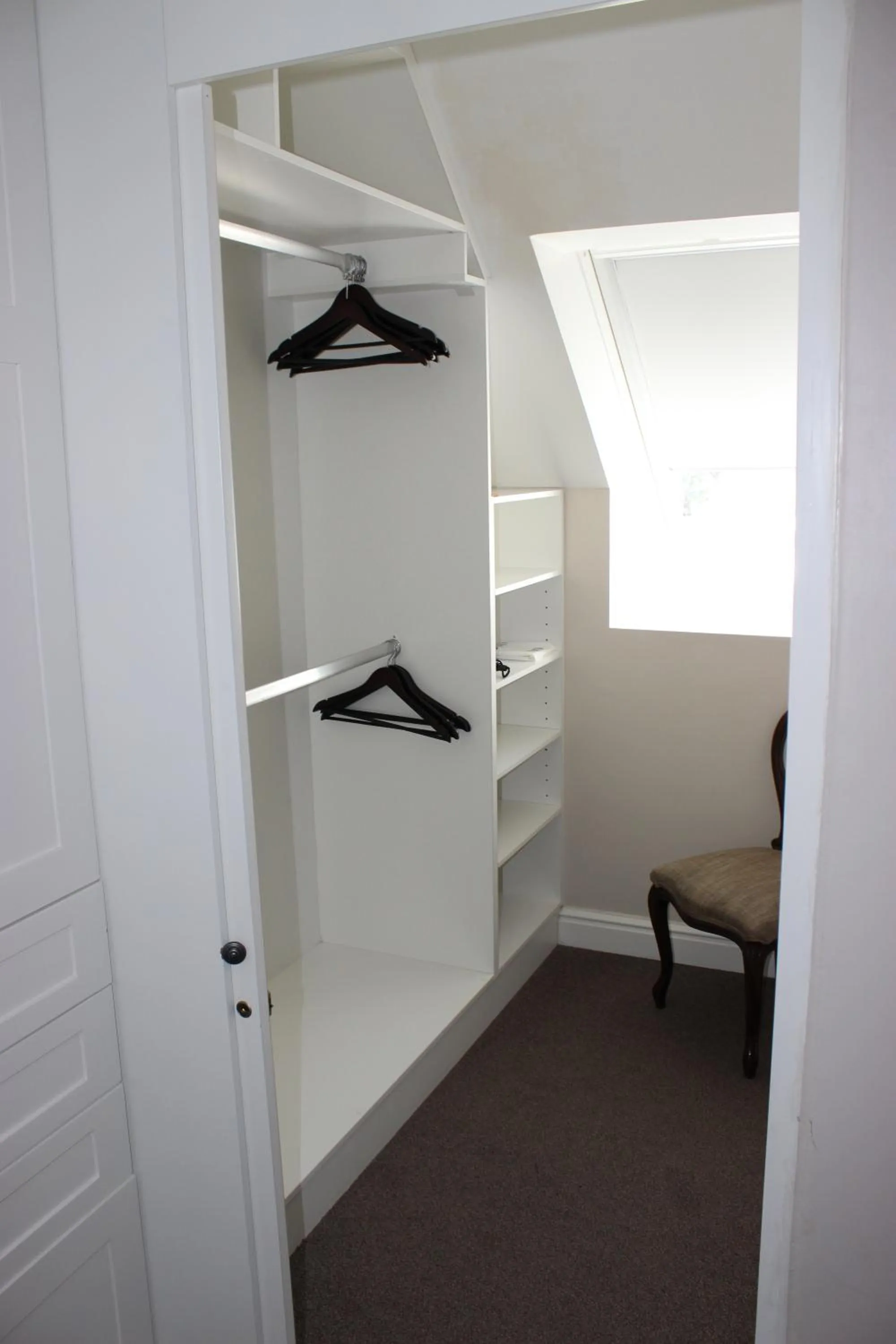 Area and facilities in Vredenburg Manor House