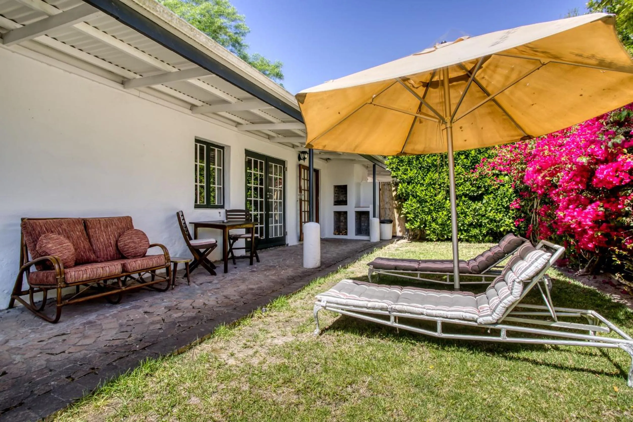 Garden in Vredenburg Manor House