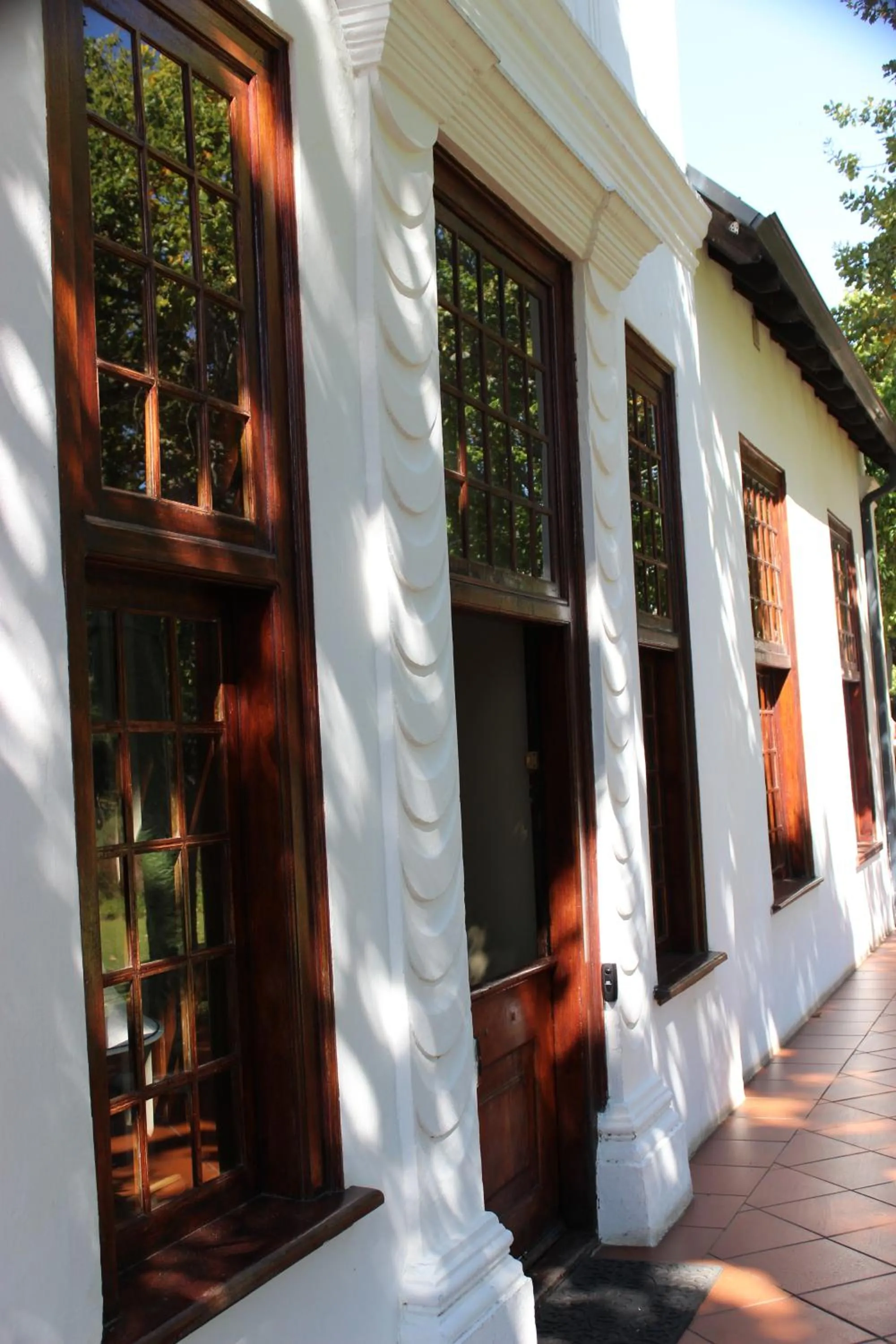 Facade/entrance in Vredenburg Manor House