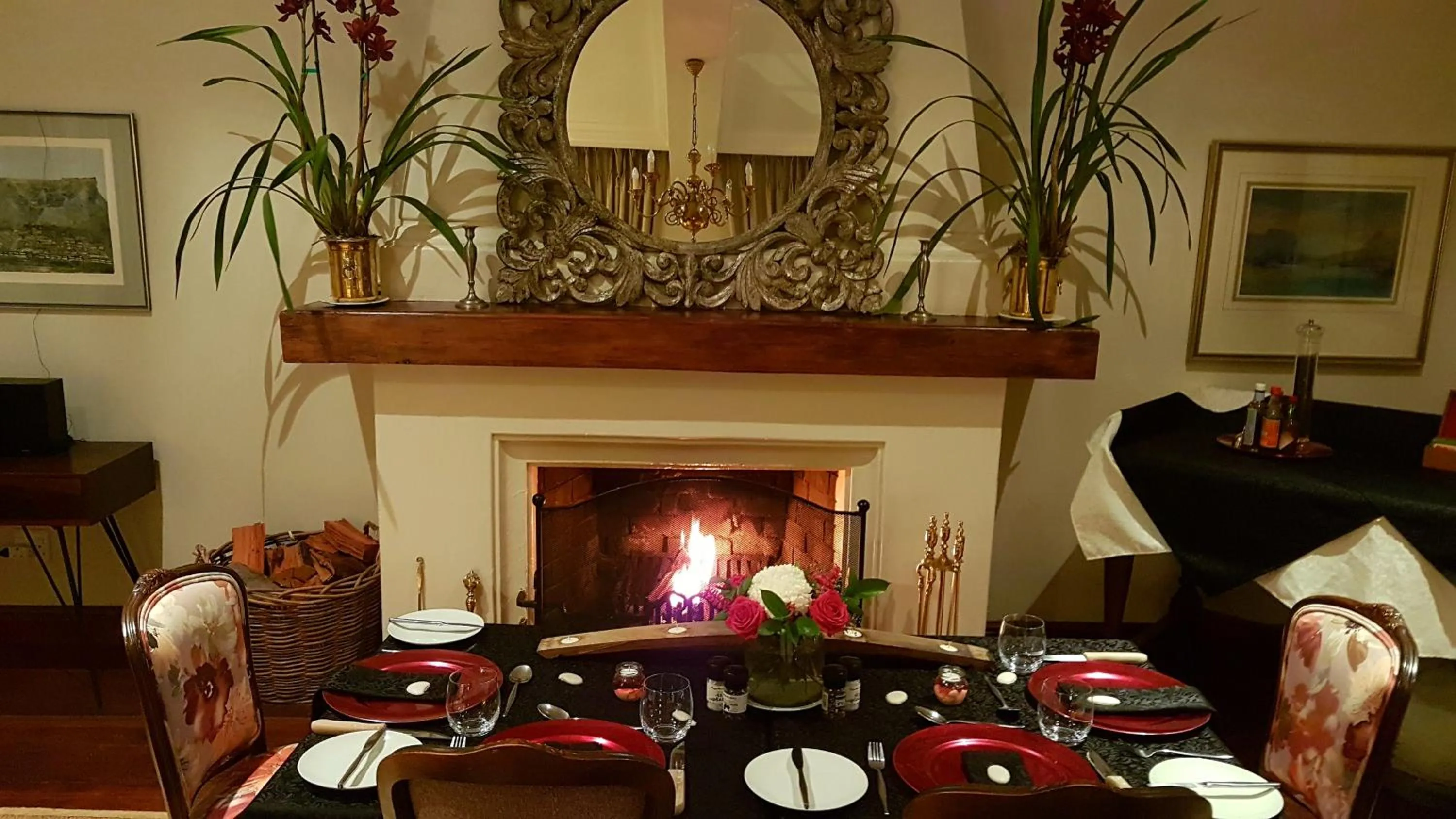 Dinner in Vredenburg Manor House