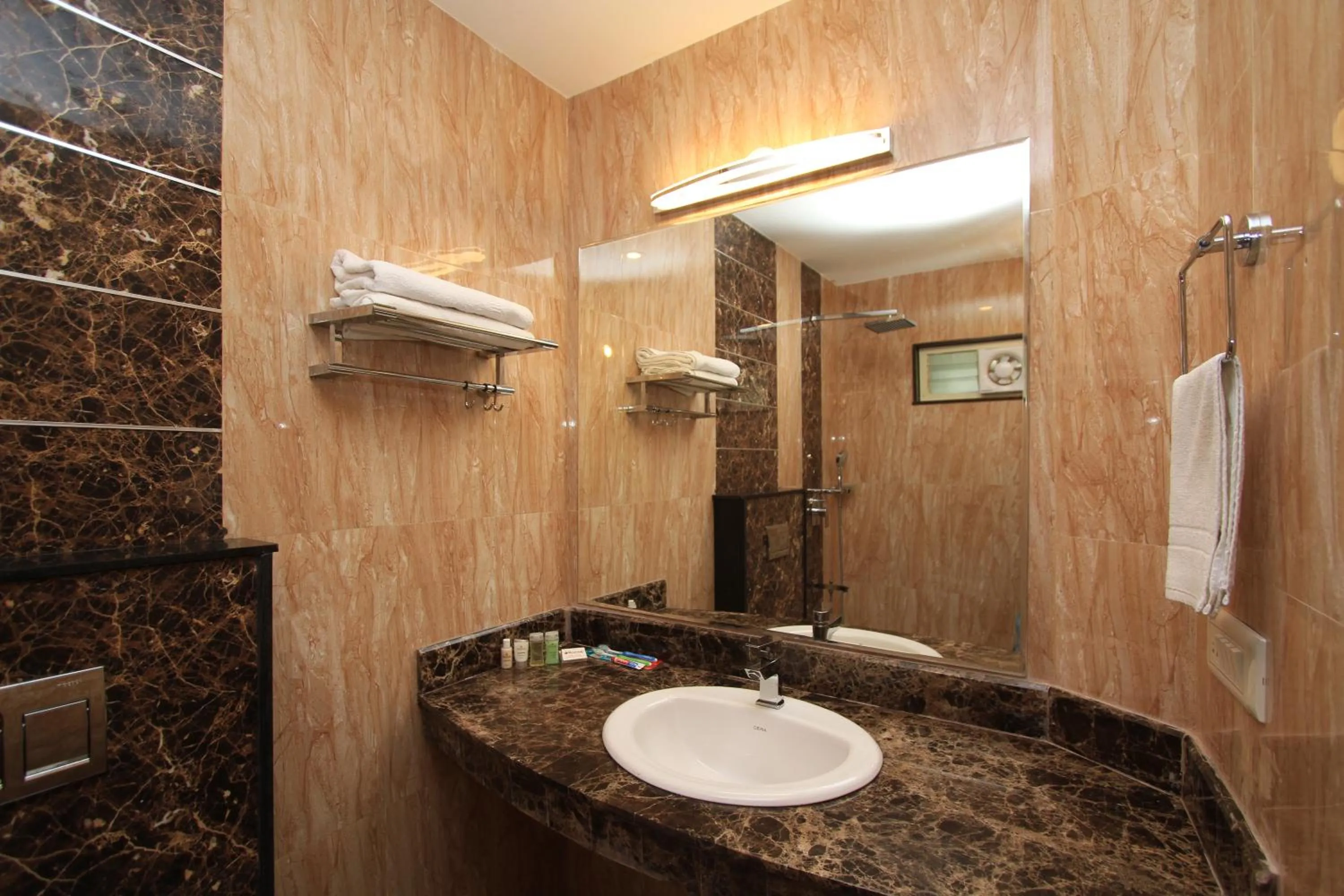 Bathroom in Hotel Noor Empire International Kormangala