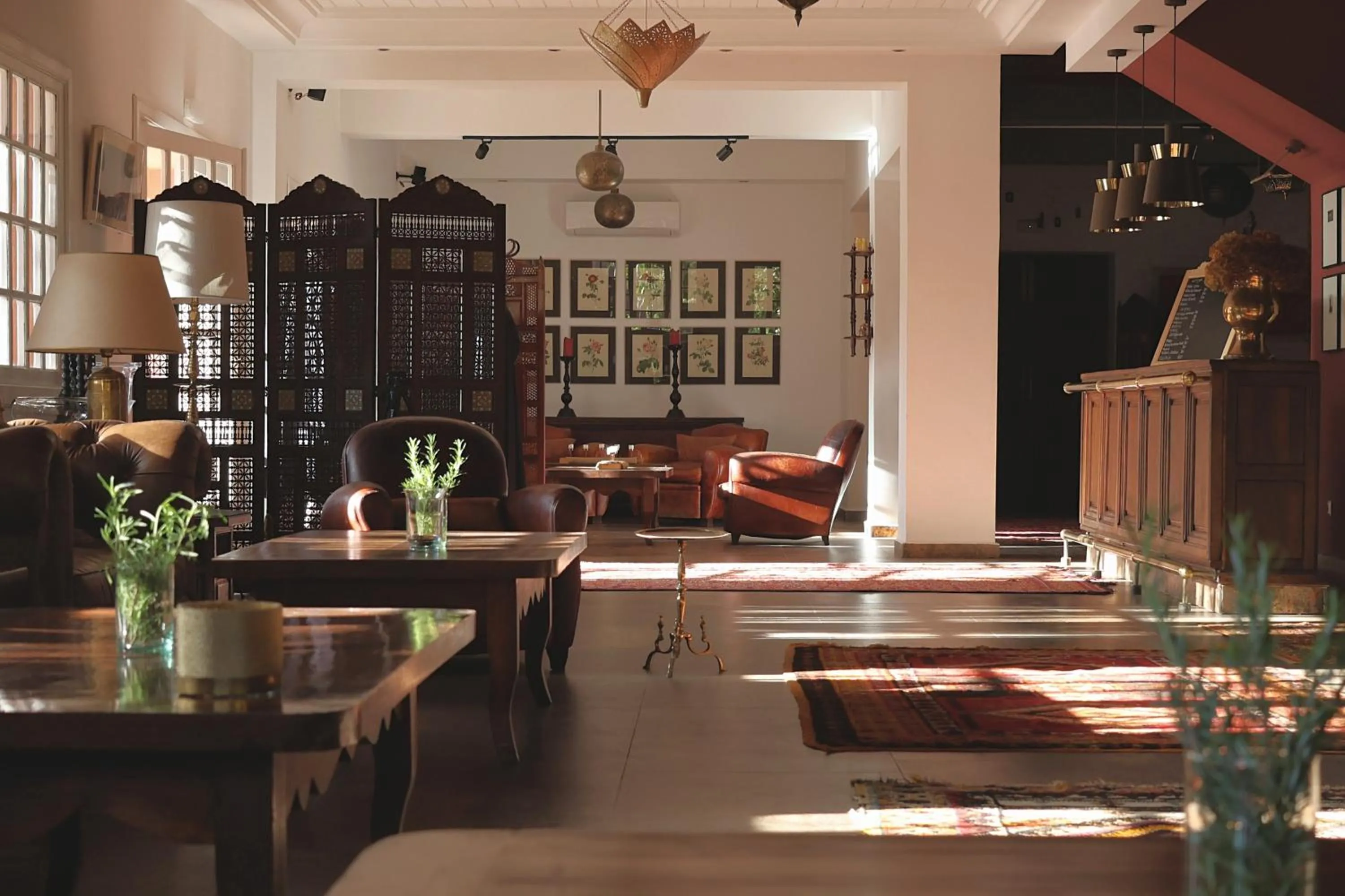 Restaurant/places to eat in Domaine de la Roseraie Resort