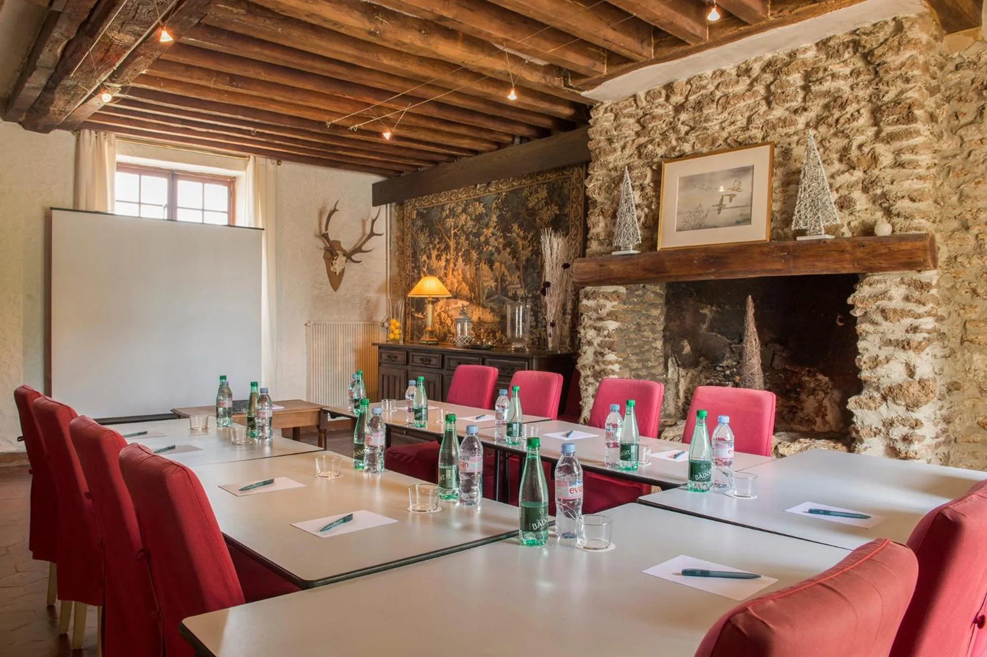 Seating area in Domaine de Bellevue - Restaurant & Spa