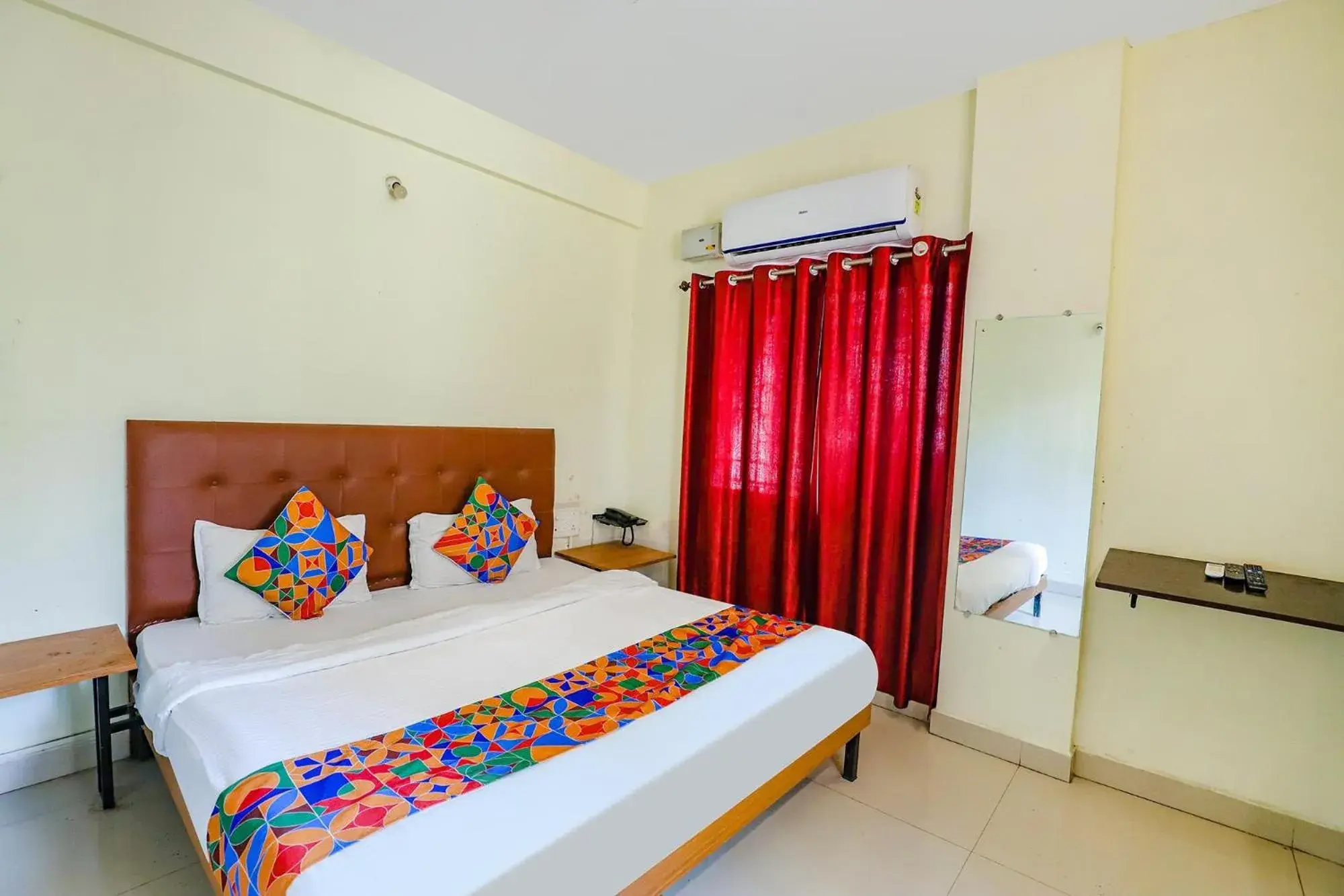 Deluxe Room - single occupancy in Via Osca Inn Deluxe Room - single occupancy in Via Osca Inn