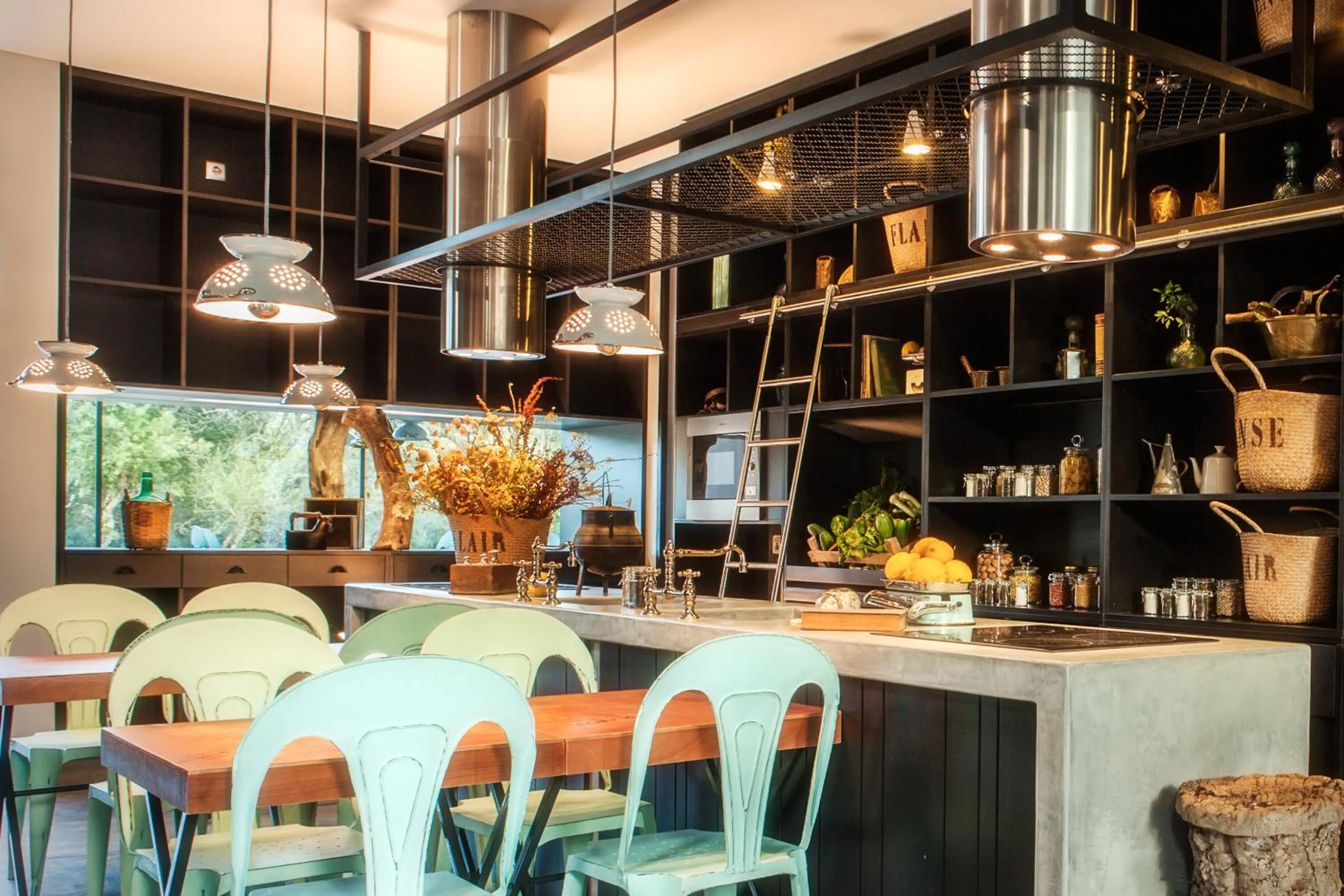 Restaurant/places to eat in Cooking and Nature - Emotional Hotel