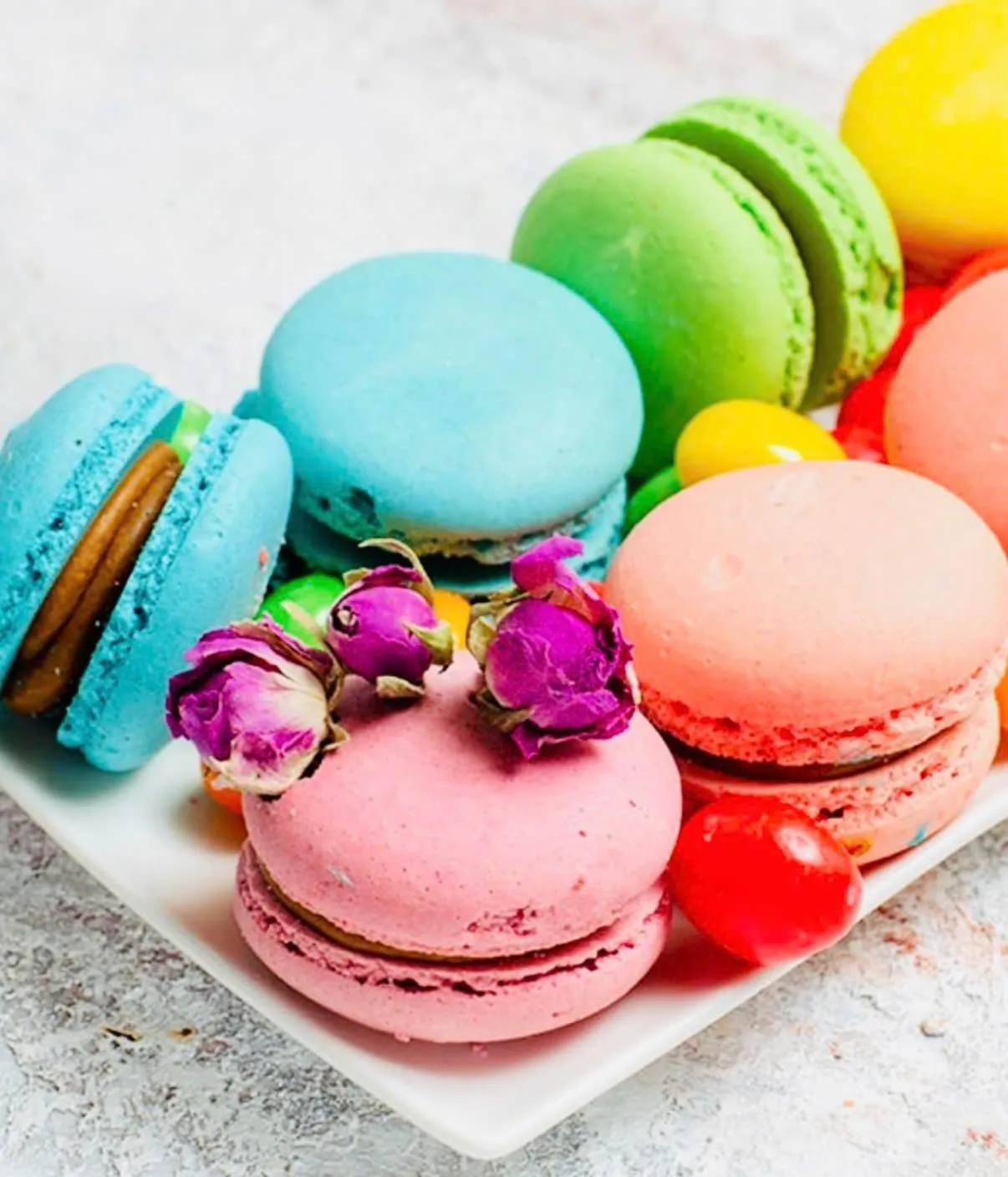 Restaurant/places to eat in Lucien Hanoi Lakeside Hotel & Rooftop