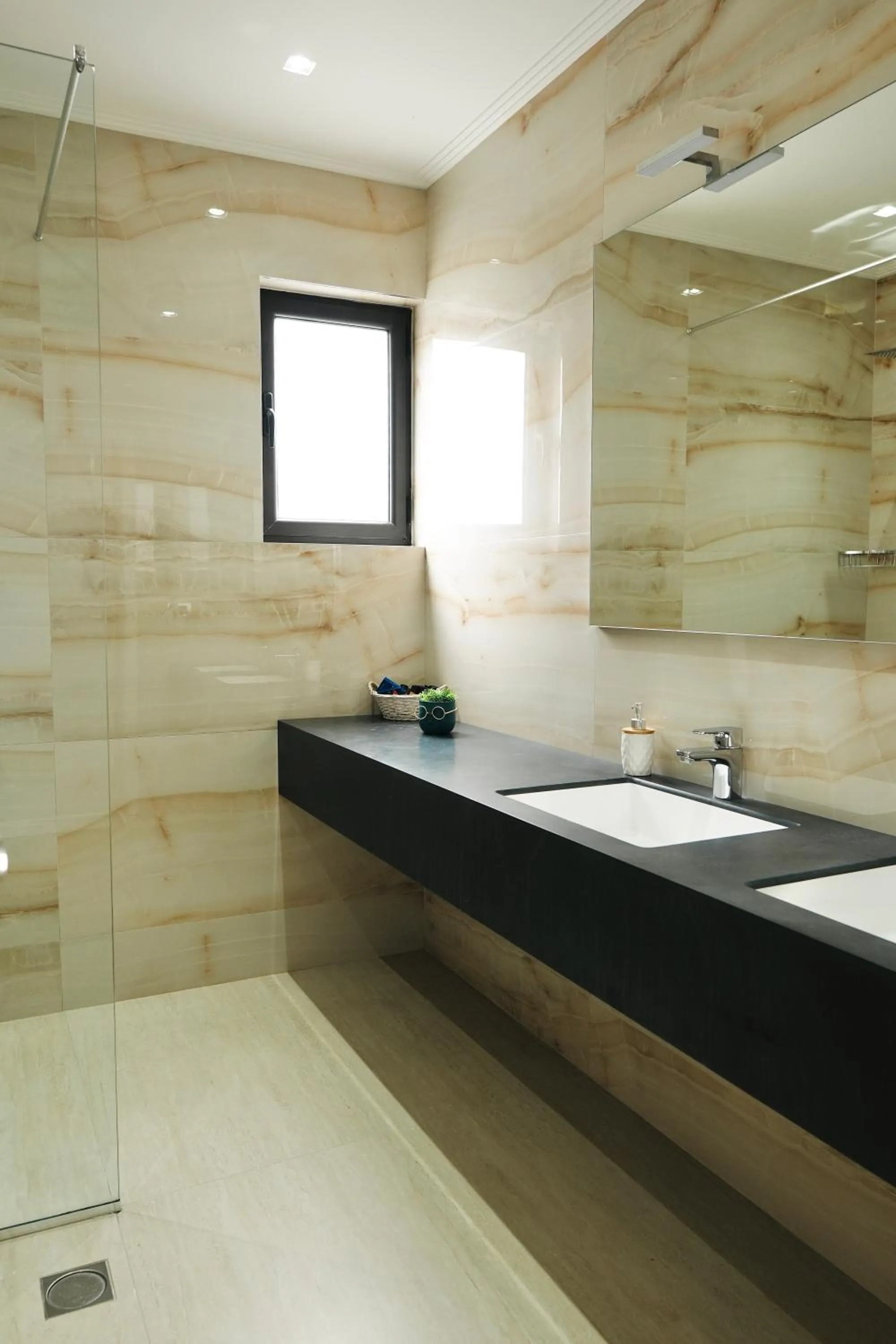 Bathroom in Hotel Blue Sky