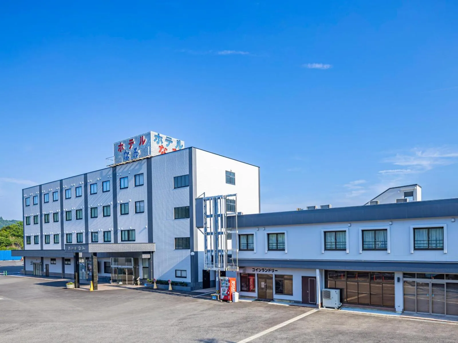 Property building in Hotel Nami