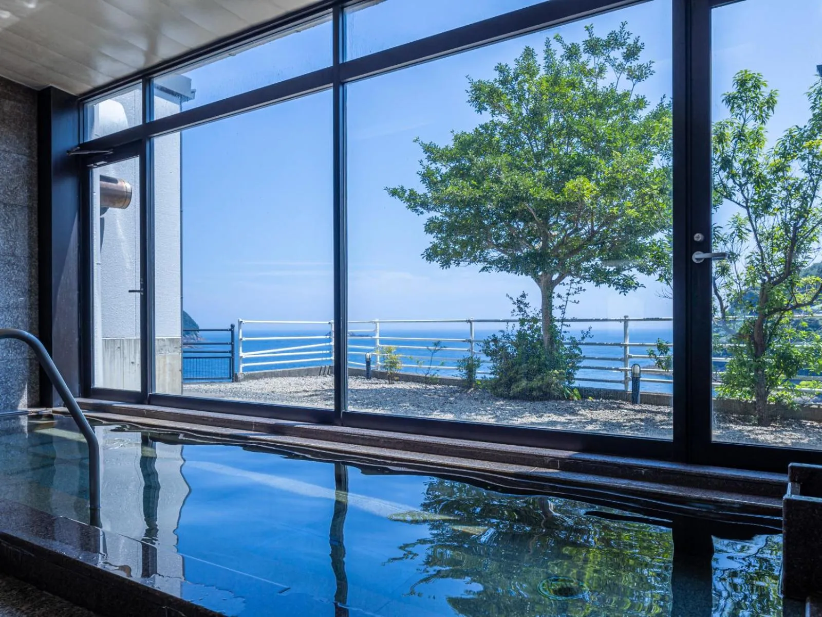 Public Bath in Hotel Nami
