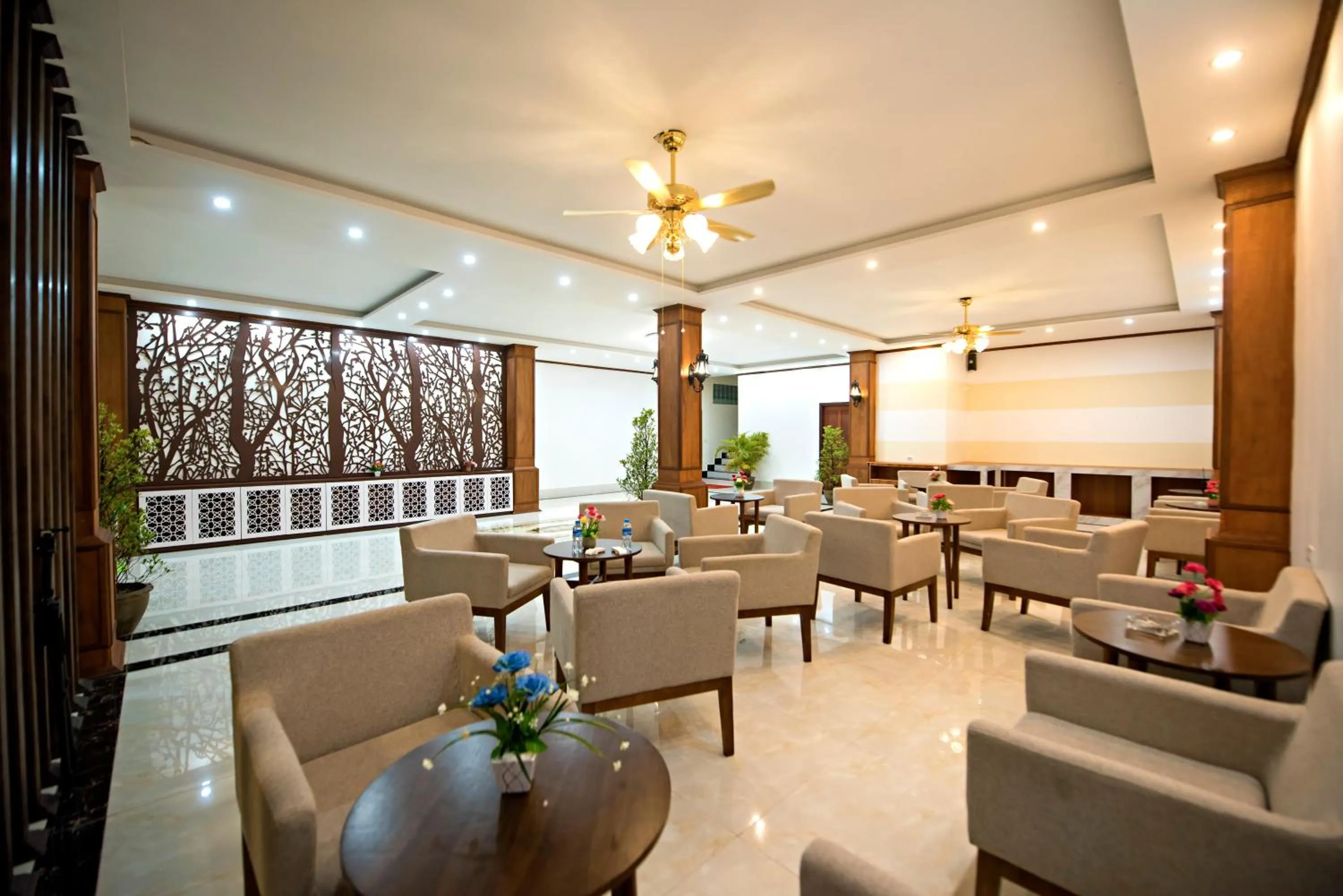 Premier Vang Vieng Hotel