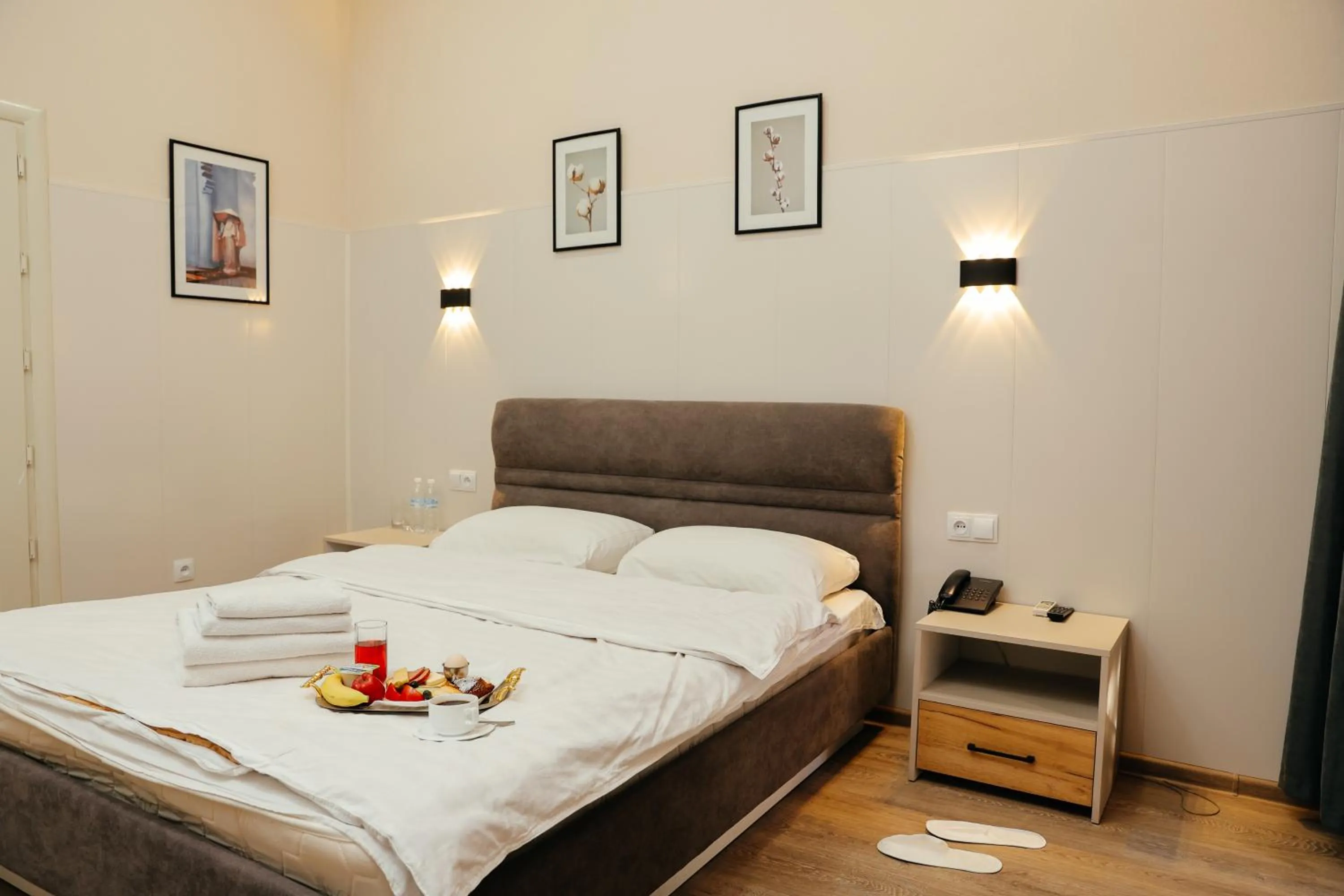 Italian breakfast, Bed in Grand Hotel