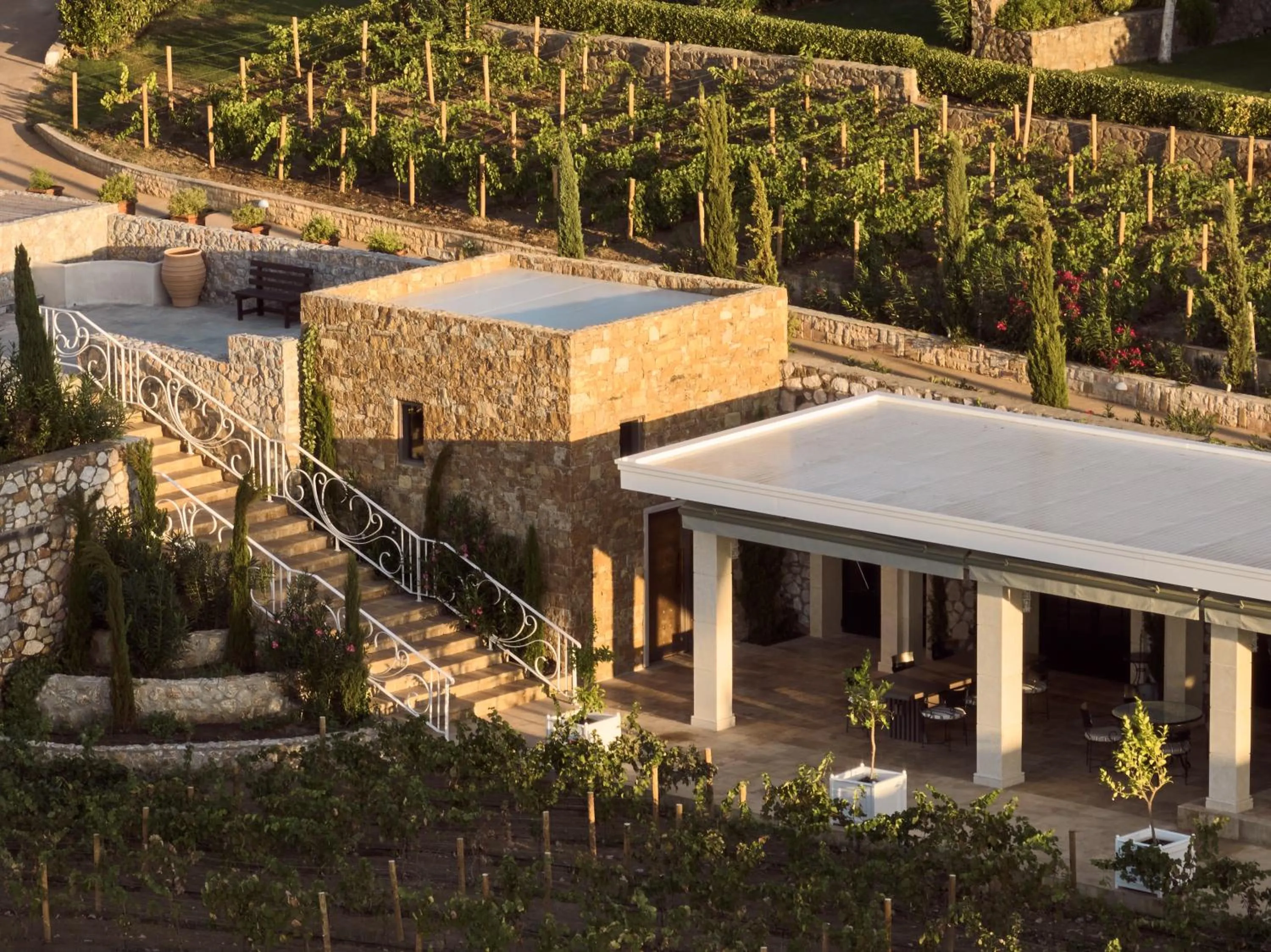 Area and facilities in The Danai