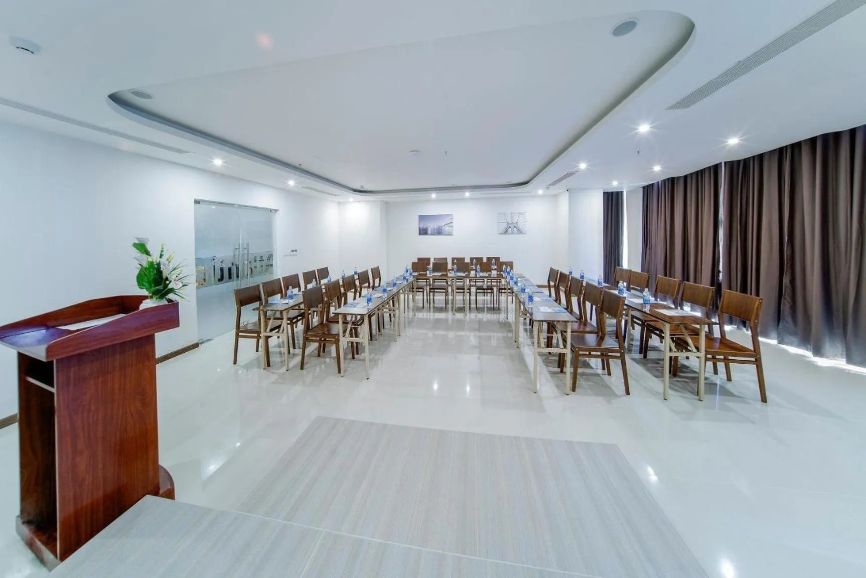 Meeting/conference room in Atlantic Nha Trang Hotel