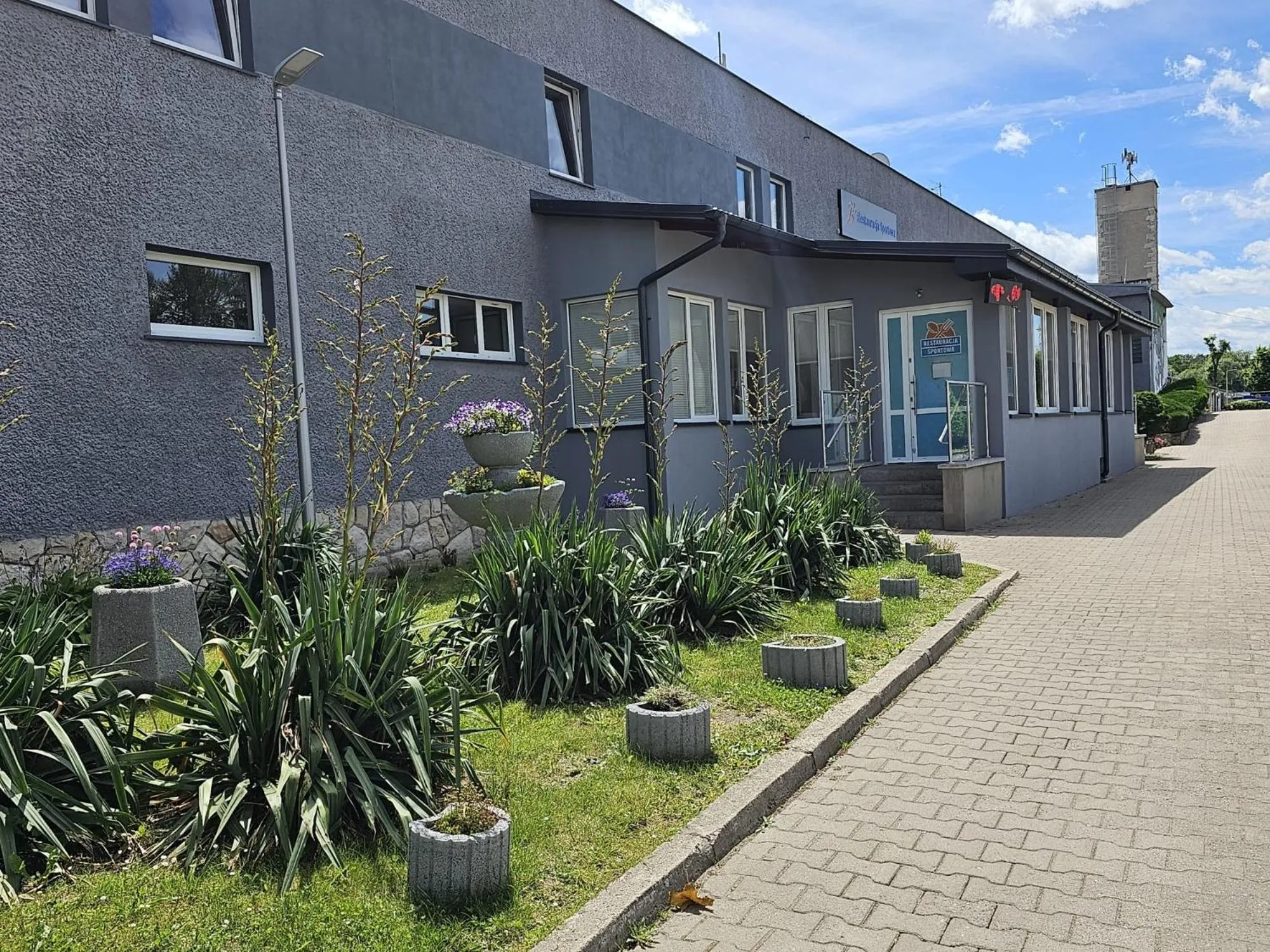 Restaurant/places to eat in Dom Wycieczkowy "Na stadionie"