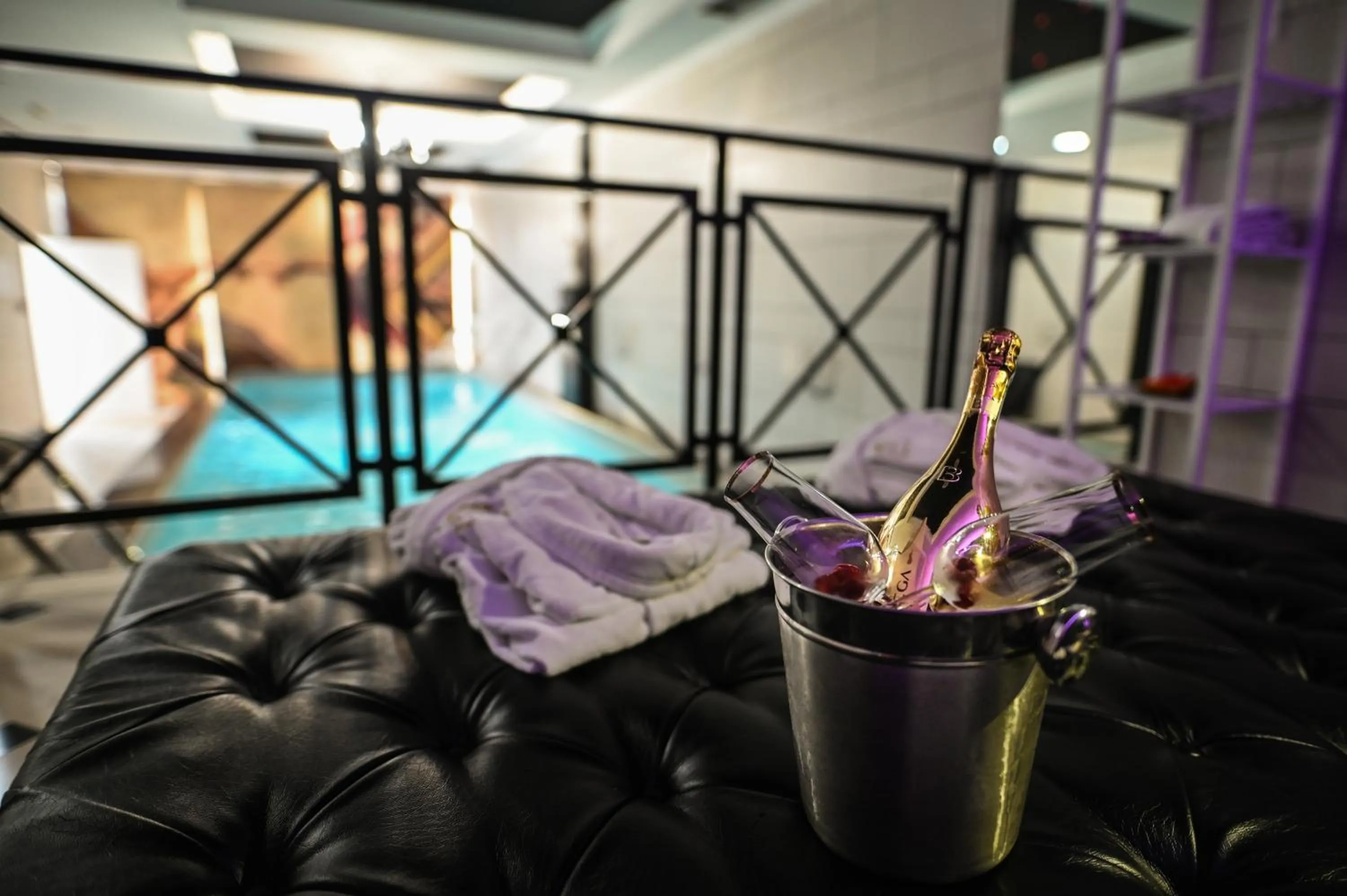 Swimming pool in Garni Hotel Dash