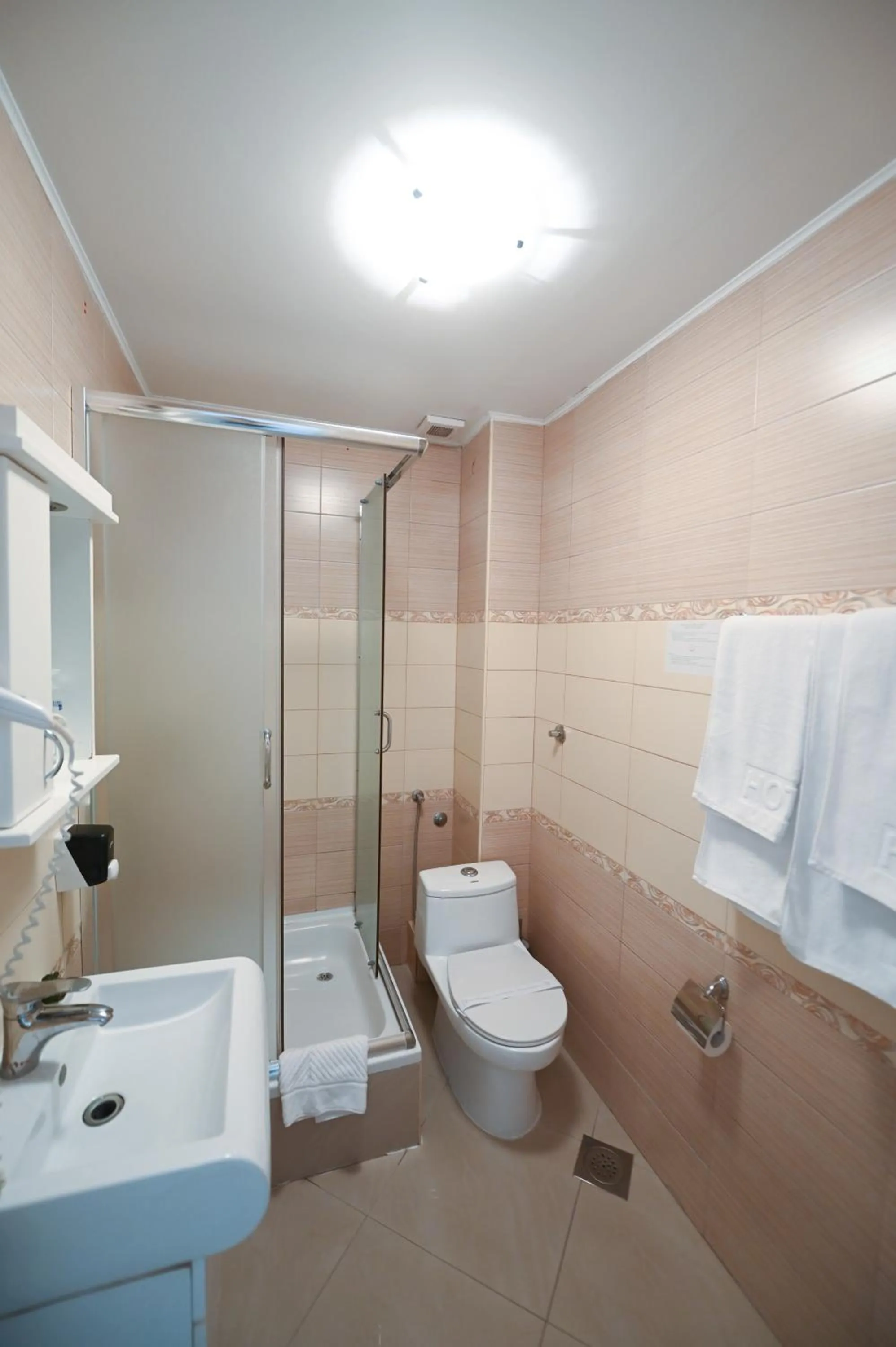 Bathroom in Garni Hotel Dash