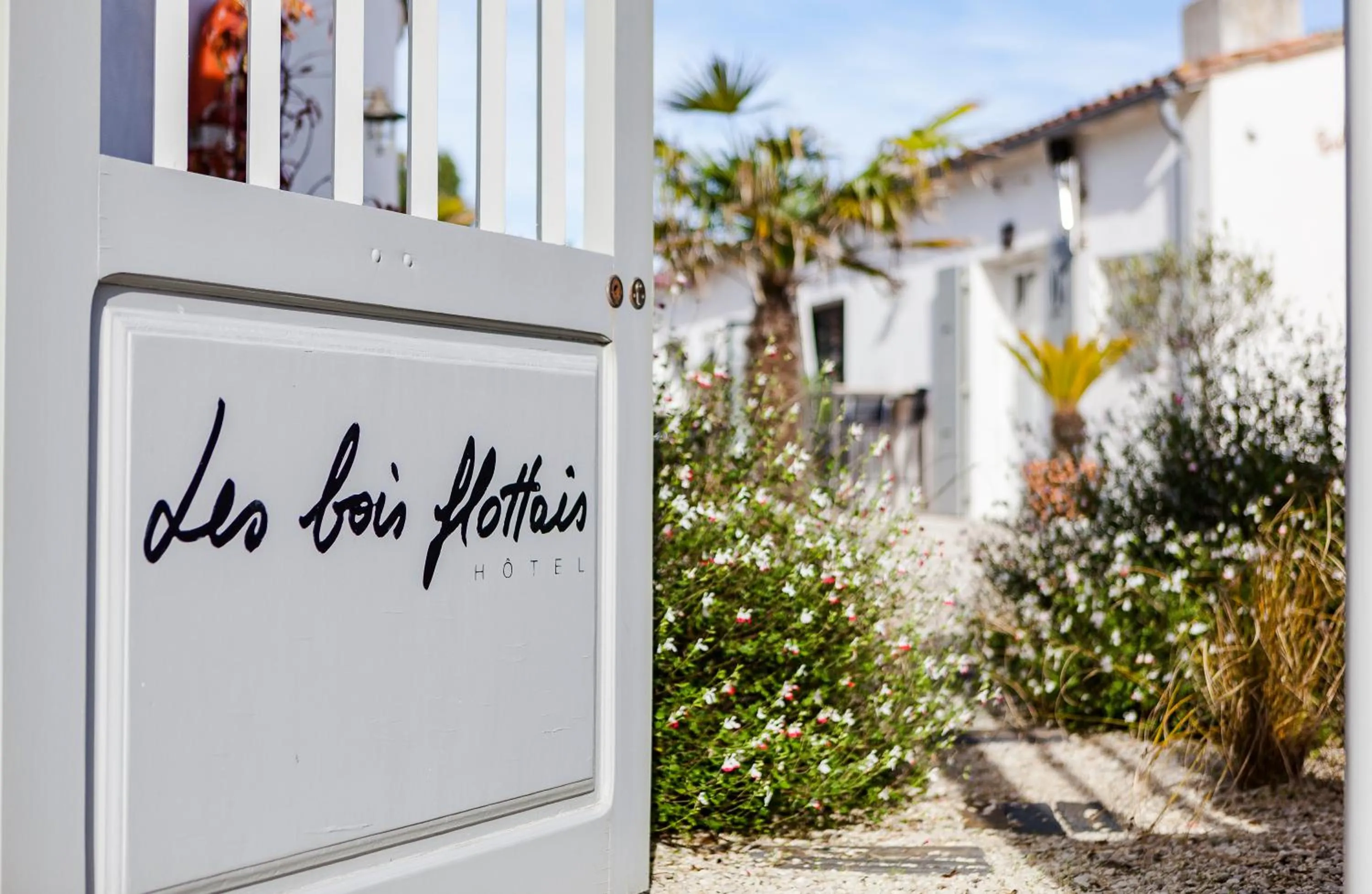 Lobby or reception in Hotel Les Bois Flottais