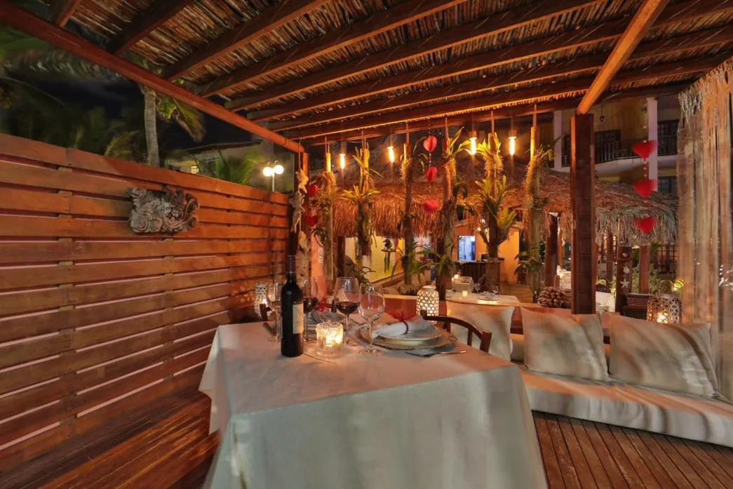 Restaurant/places to eat in Manary Praia Hotel