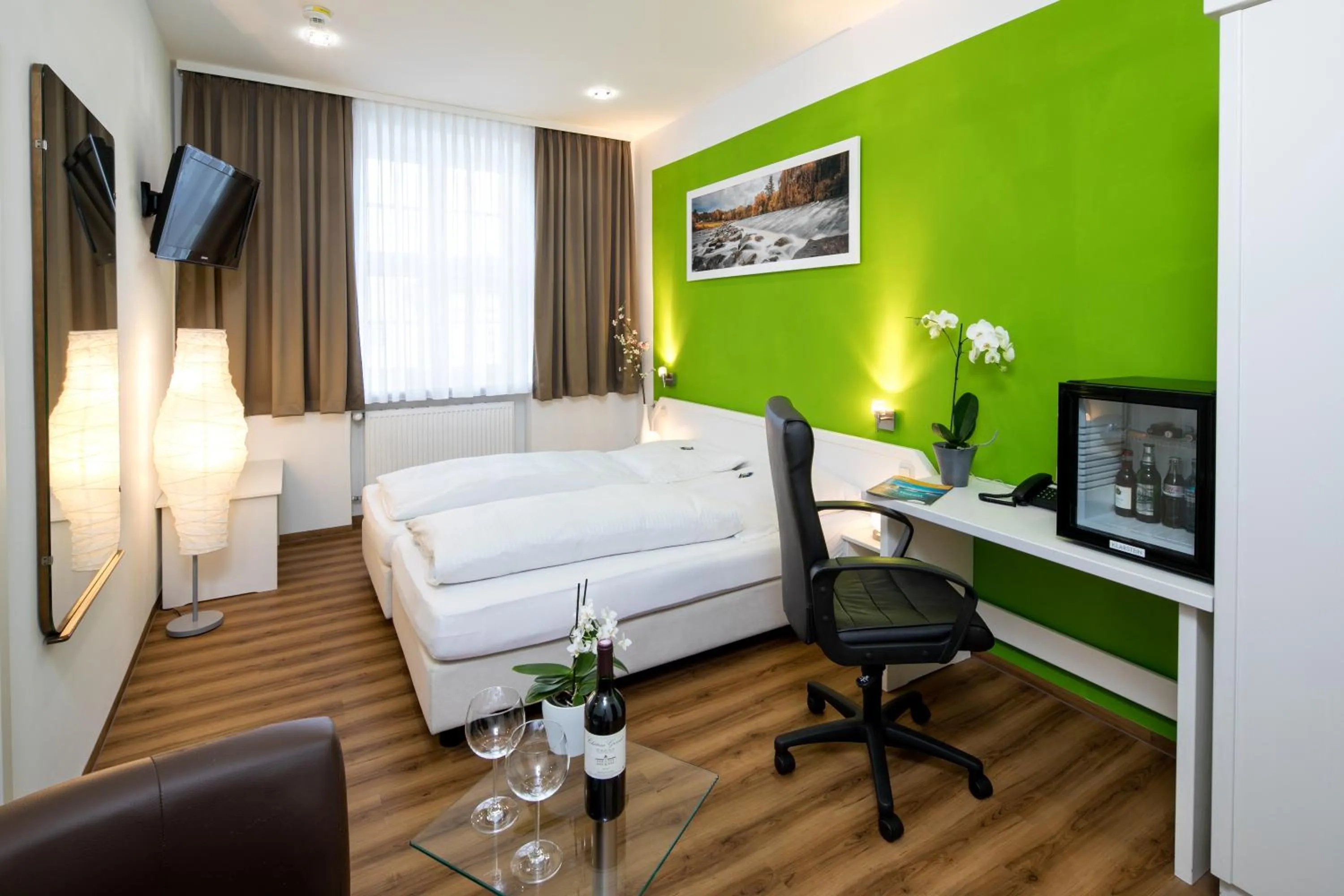 Photo of the whole room in Hotel Alte Post