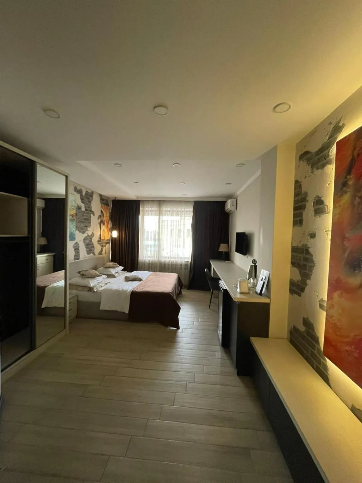 Property building in 4Room Hotel