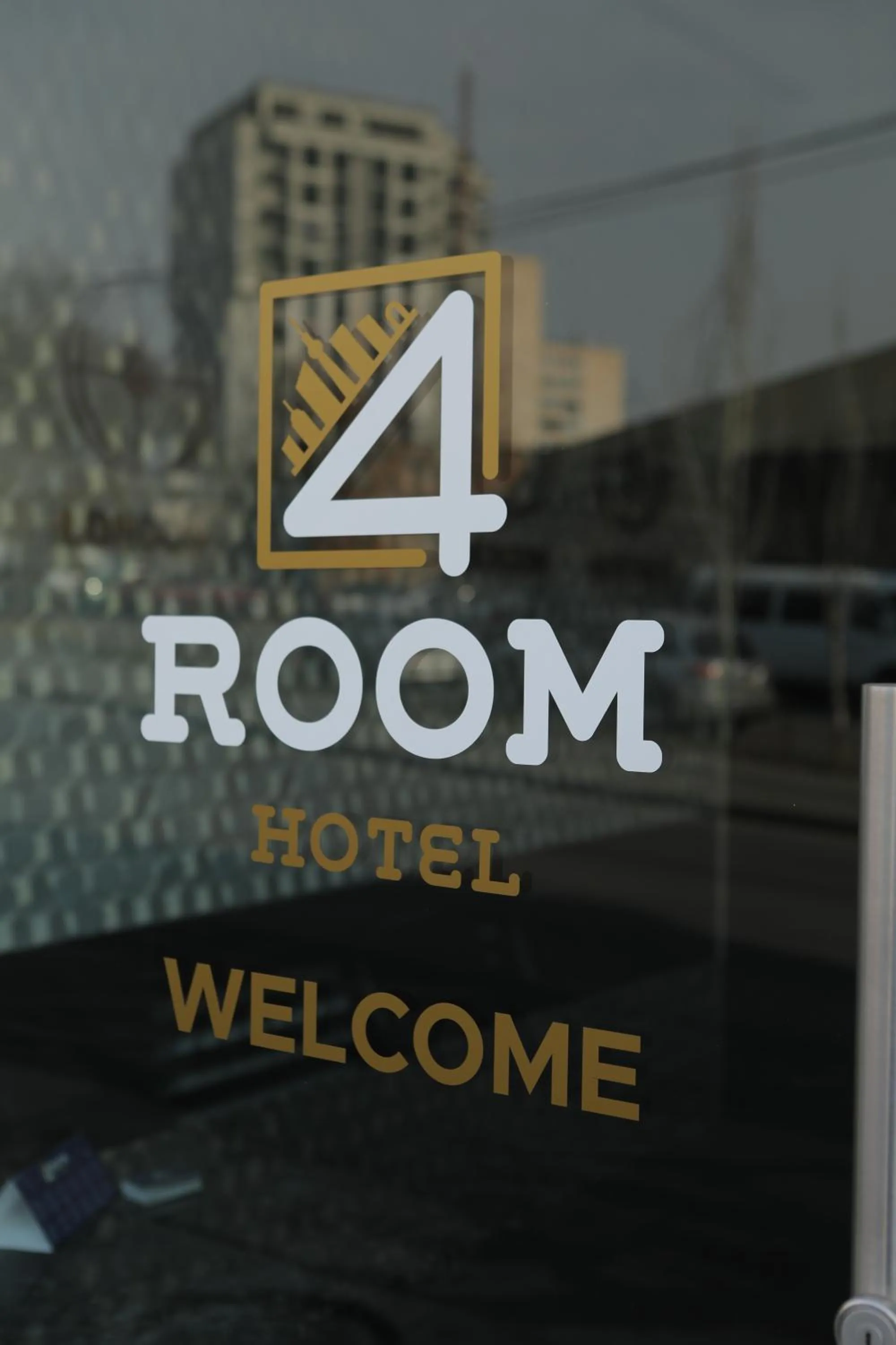 Logo/Certificate/Sign in 4Room Hotel