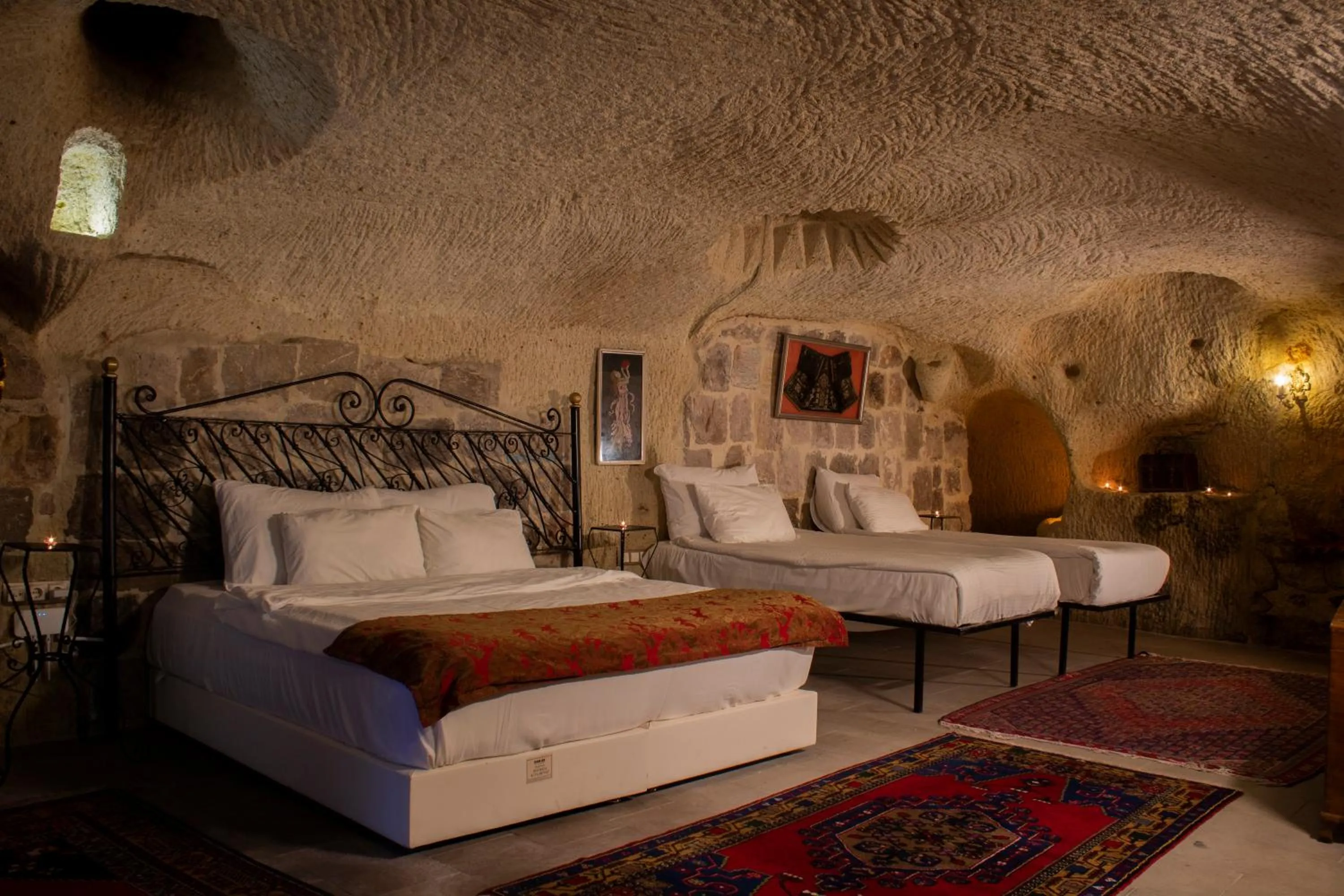 Photo of the whole room, Bed in Cave Art Hotel Cappadocia