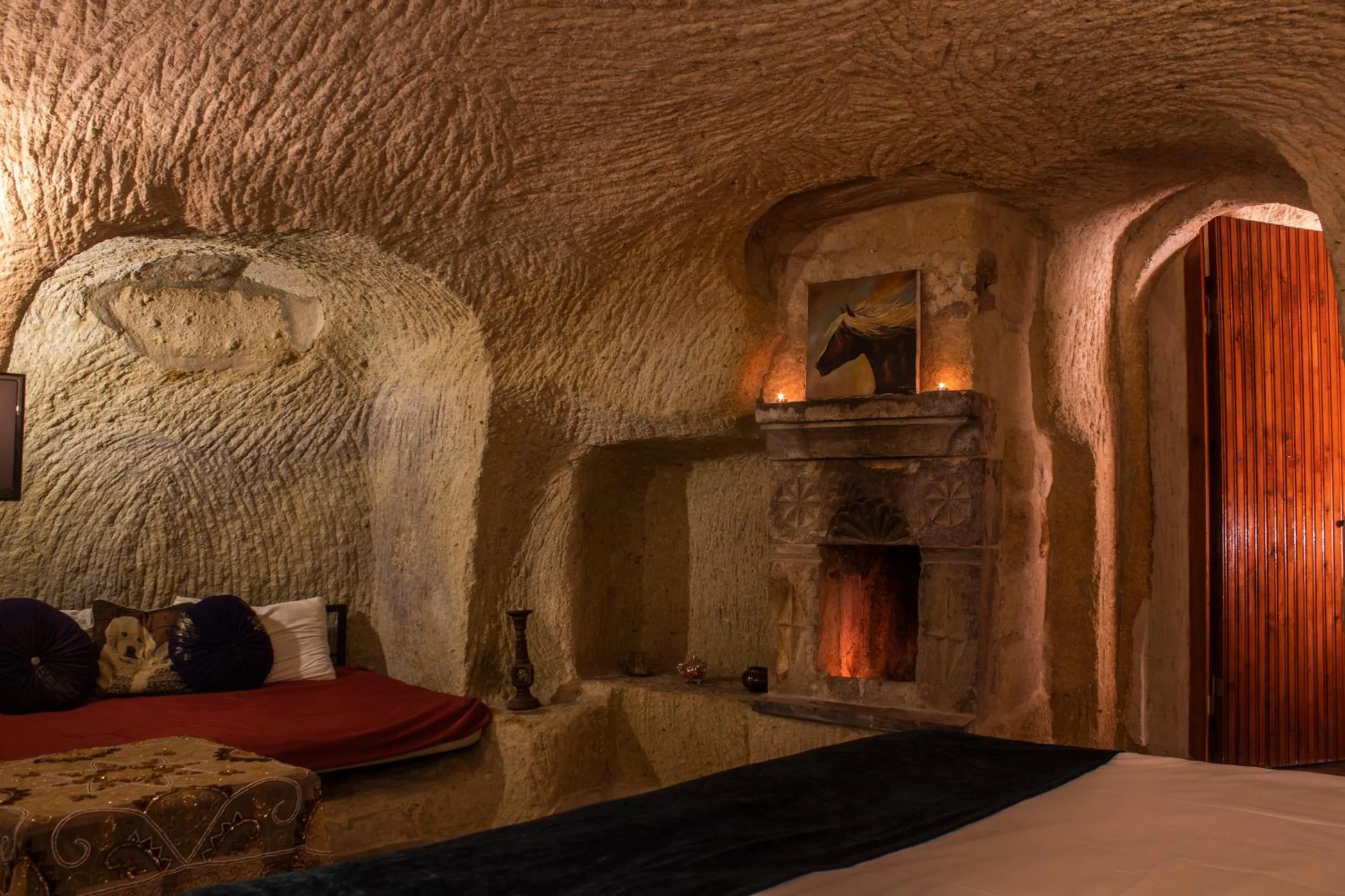Facade/entrance, Bed in Cave Art Hotel Cappadocia