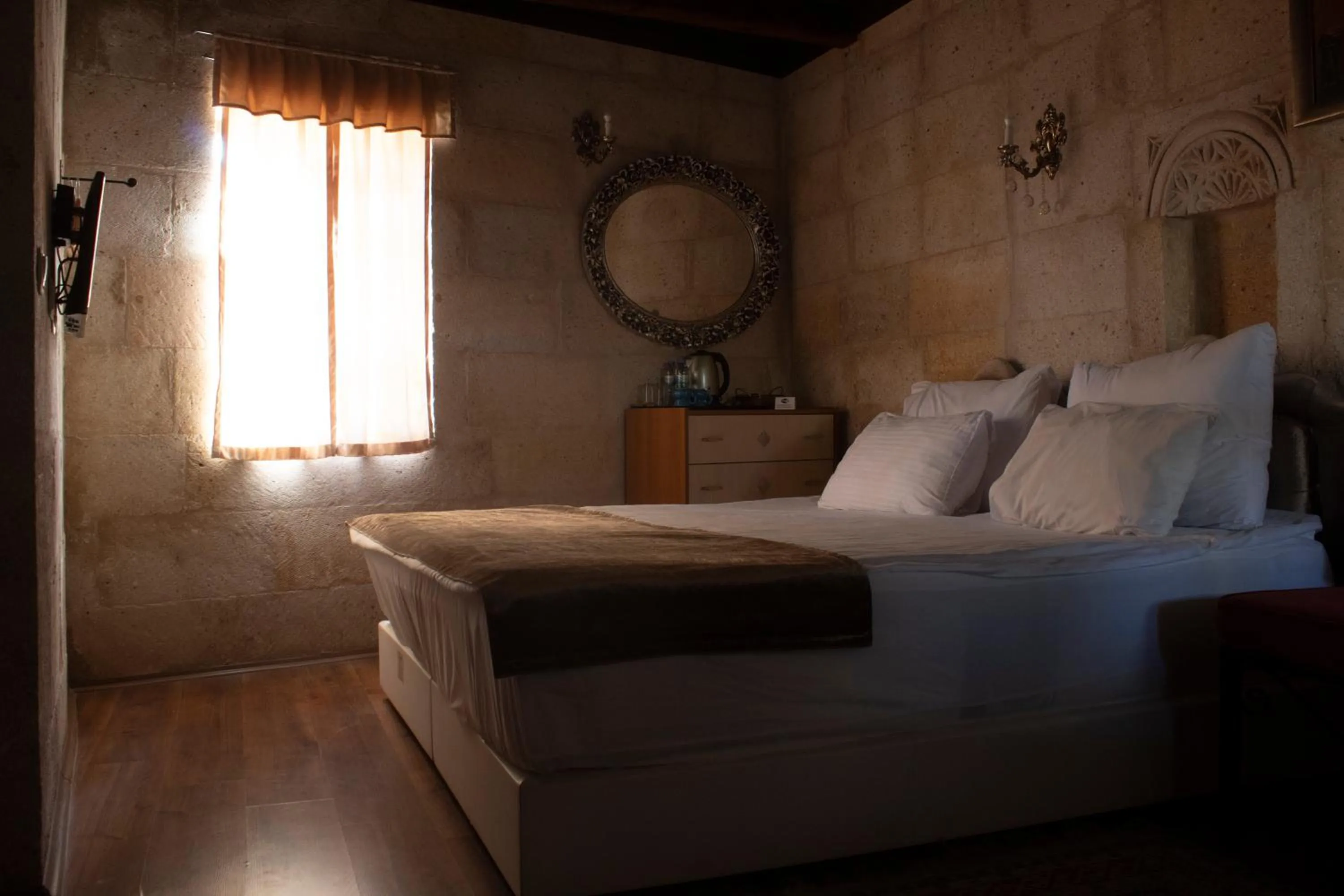 Photo of the whole room, Bed in Cave Art Hotel Cappadocia