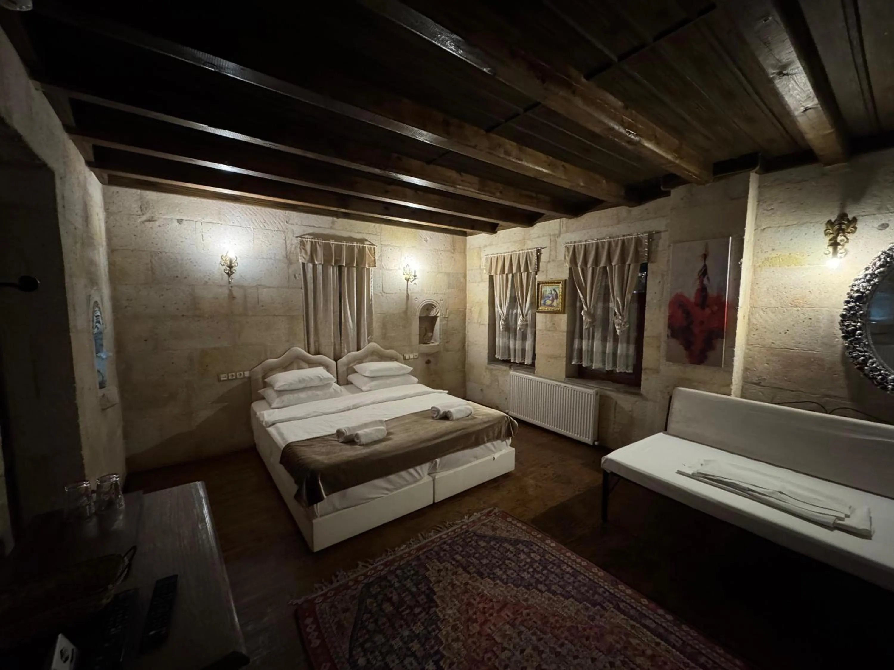 Photo of the whole room, Bed in Cave Art Hotel Cappadocia