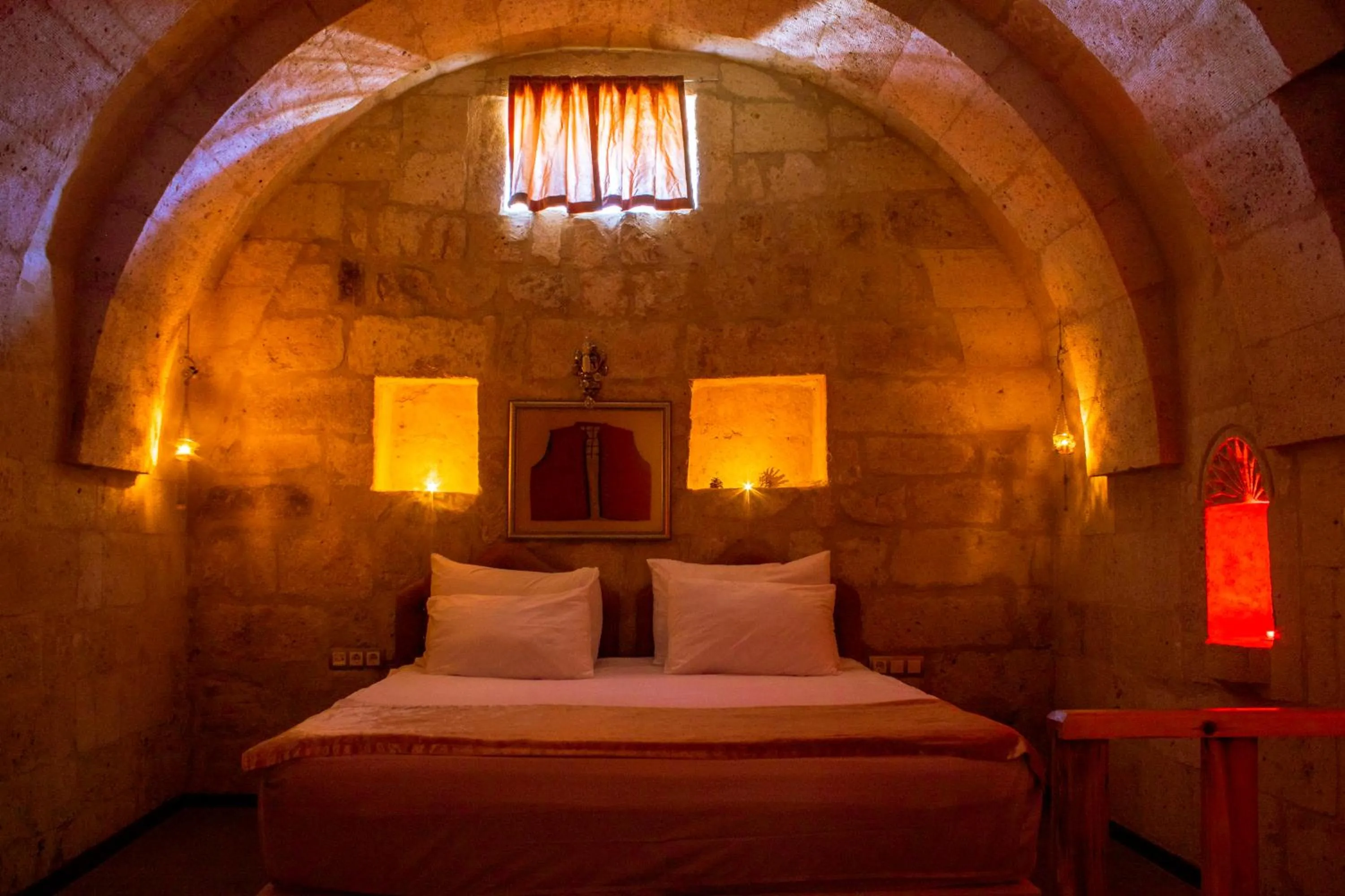 Photo of the whole room, Bed in Cave Art Hotel Cappadocia